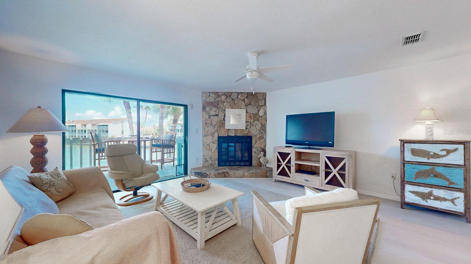 CAPRI HARBOR CONDO - Residential