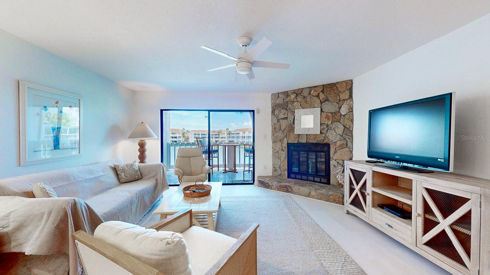CAPRI HARBOR CONDO - Residential