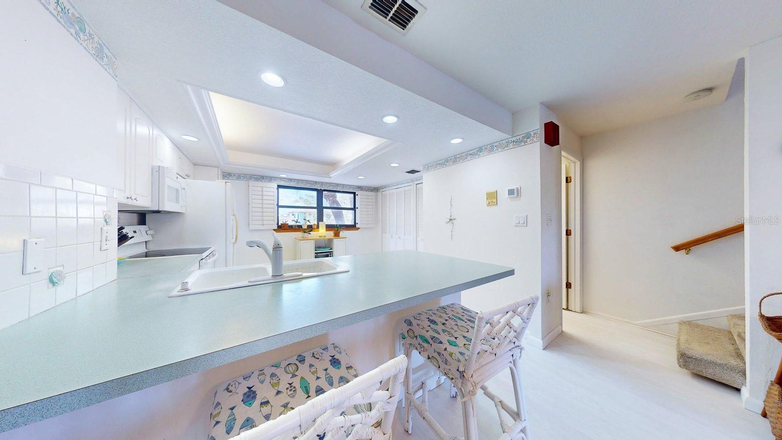 CAPRI HARBOR CONDO - Residential
