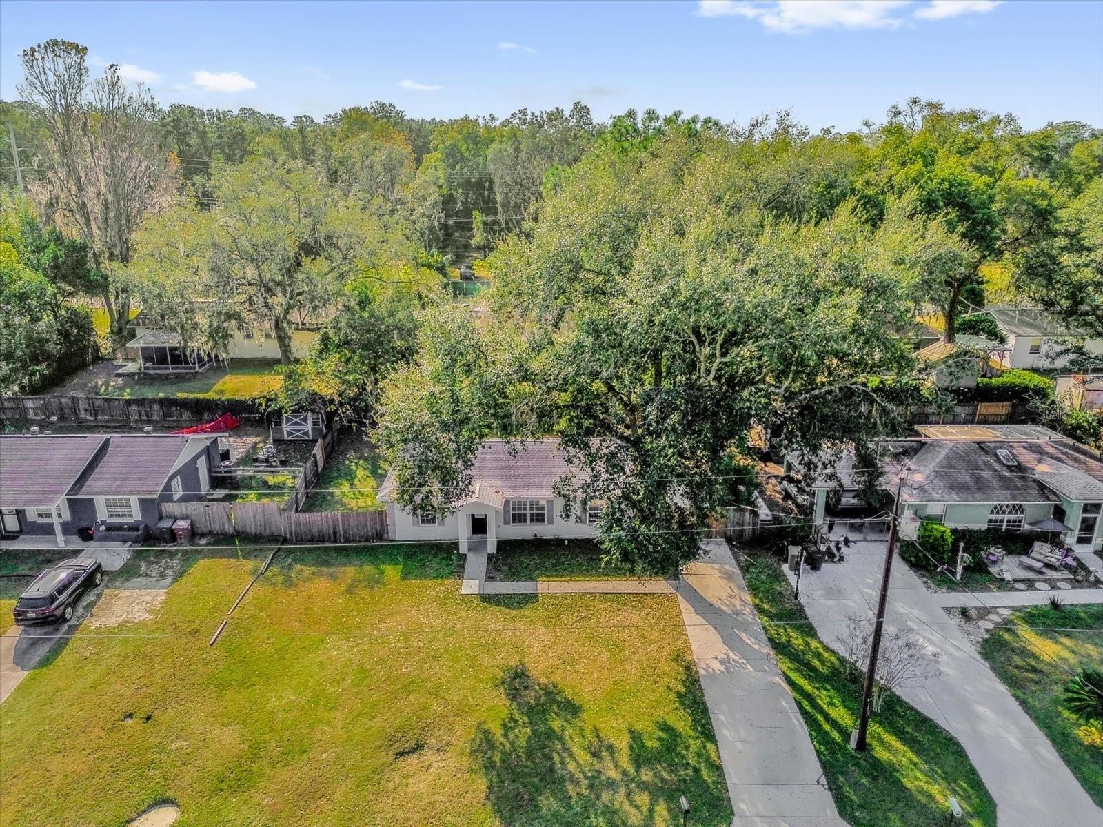 SUNVIEW MANOR - Residential