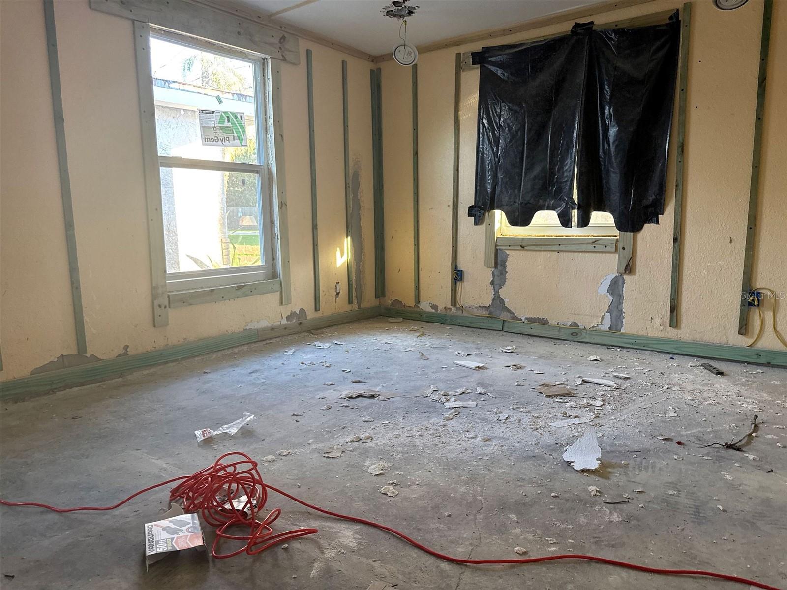 MANOR BEACH ESTATES - Residential