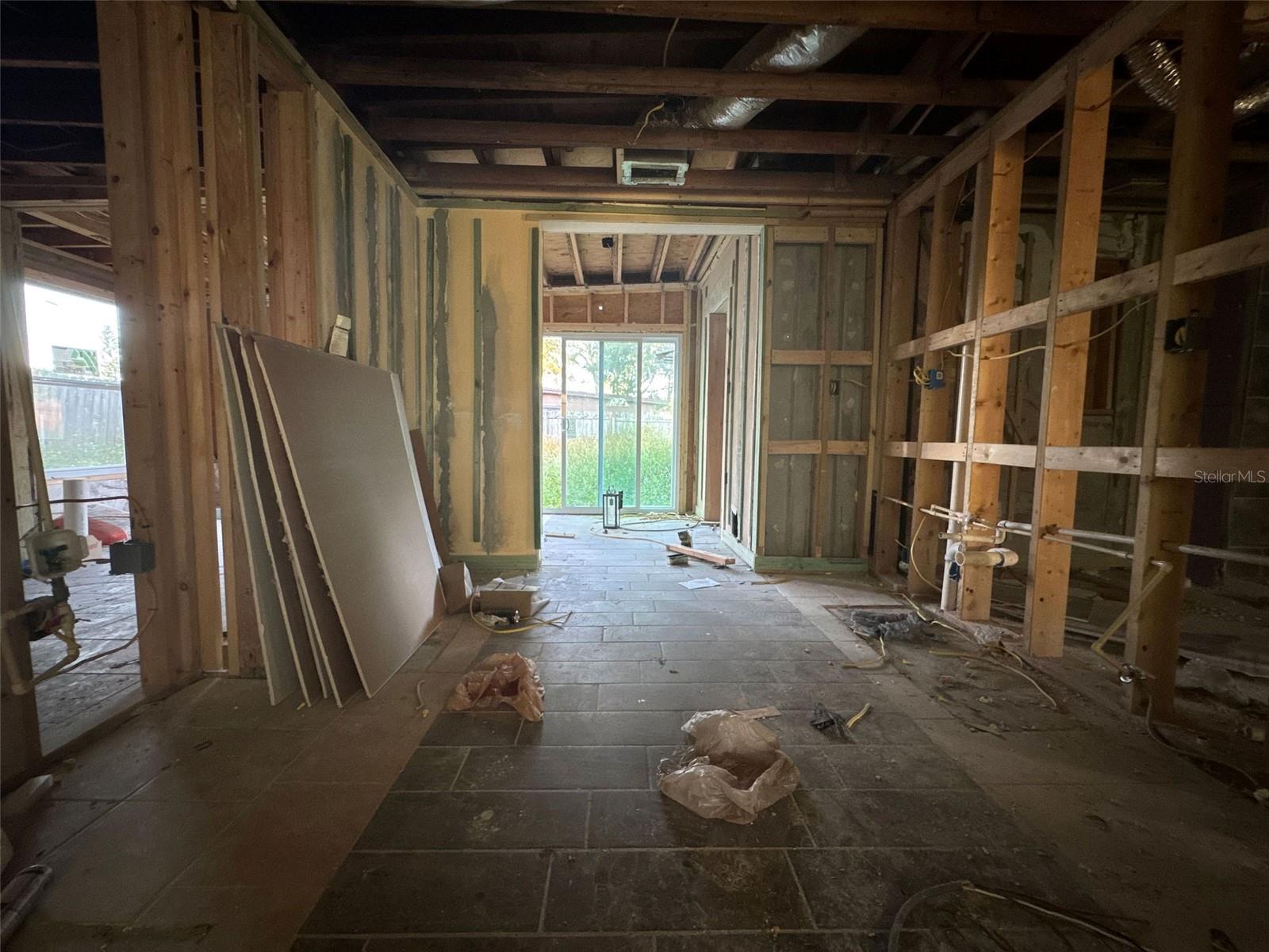 MANOR BEACH ESTATES - Residential