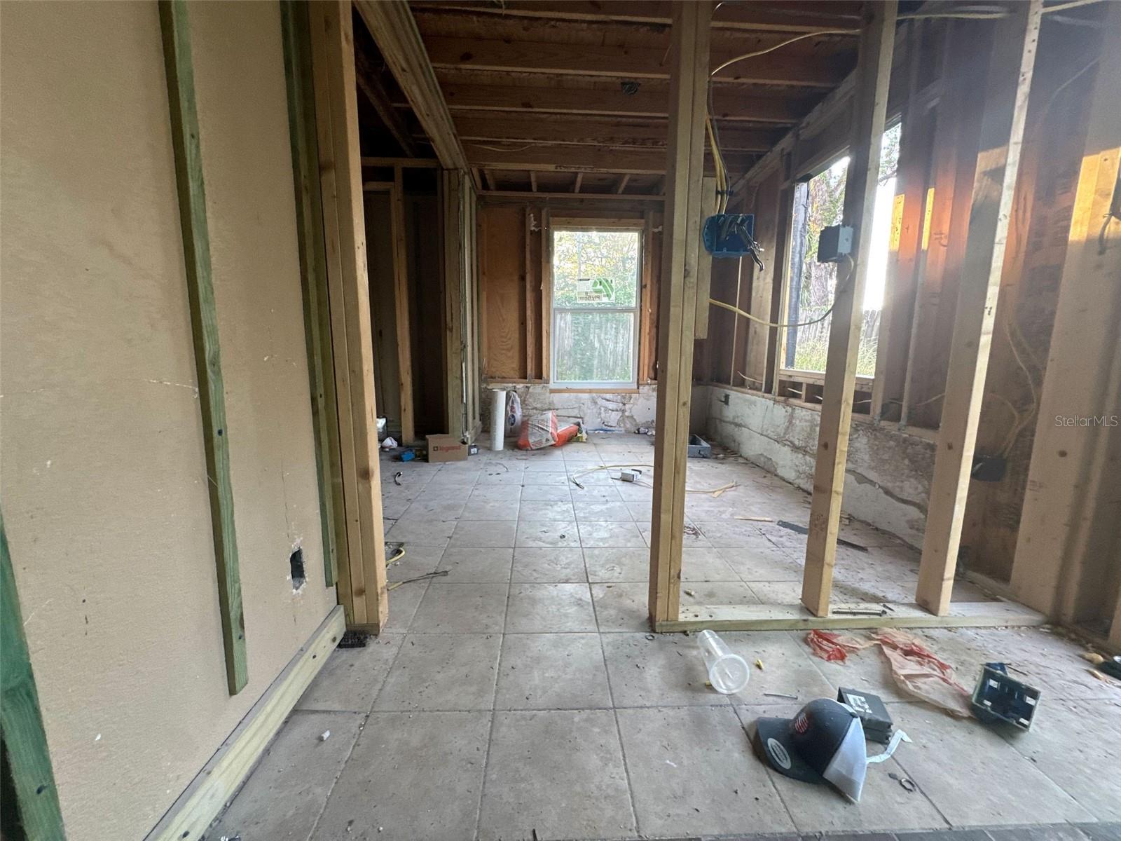 MANOR BEACH ESTATES - Residential