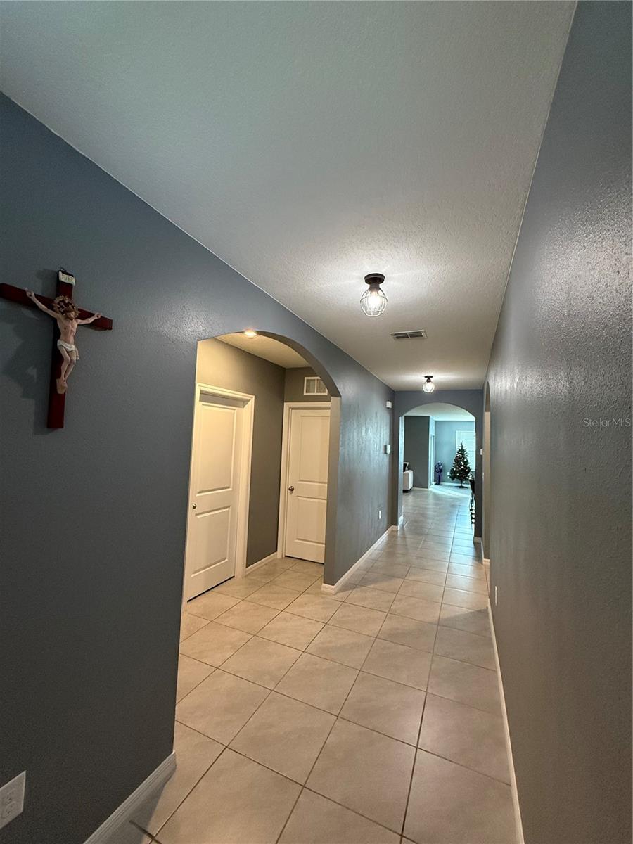 AVALON PARK WEST-NORTH PH 1A & - Residential