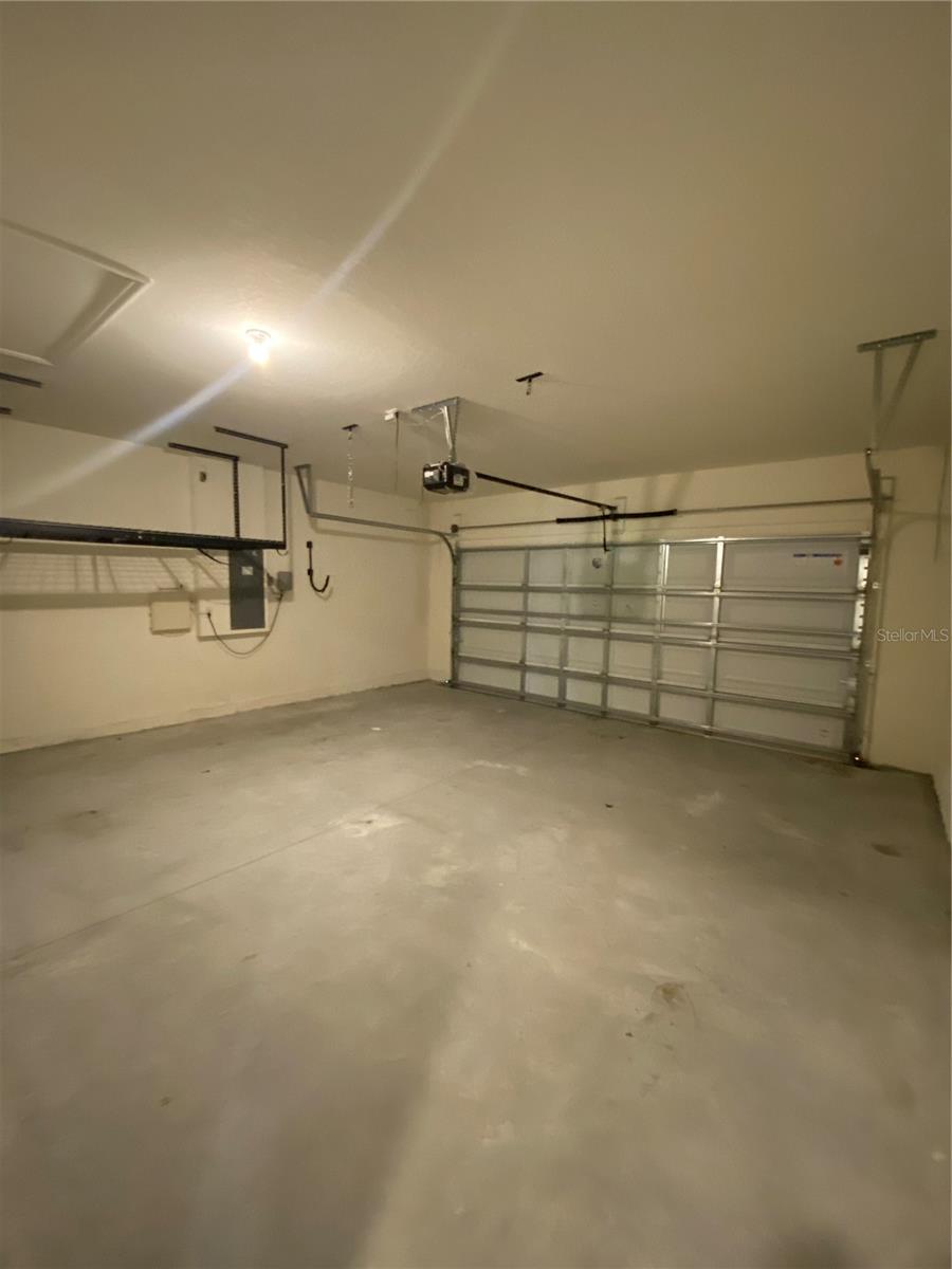 AVALON PARK WEST-NORTH PH 1A & - Residential