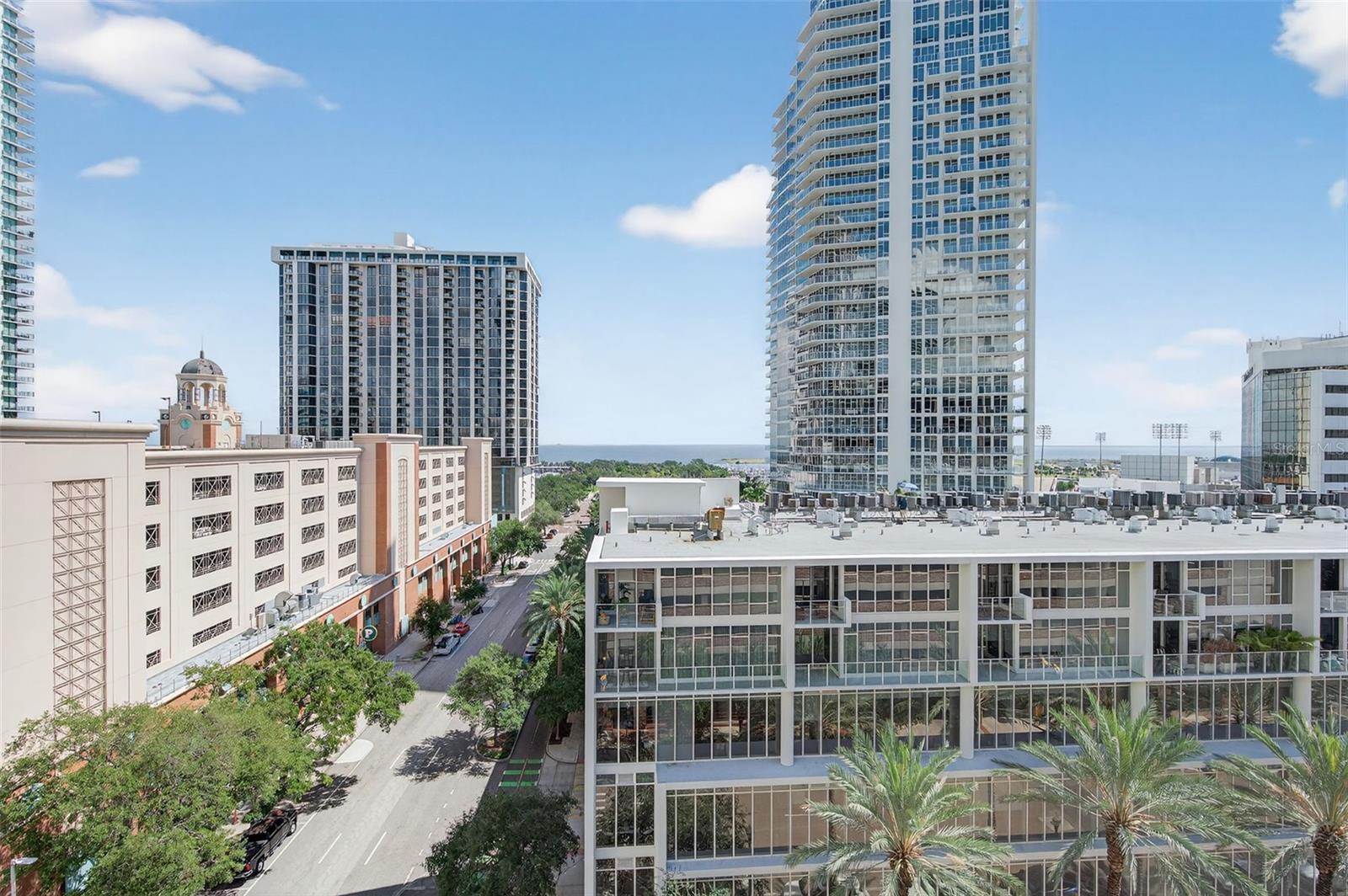 MC NULTY LOFTS CONDO - Residential Lease