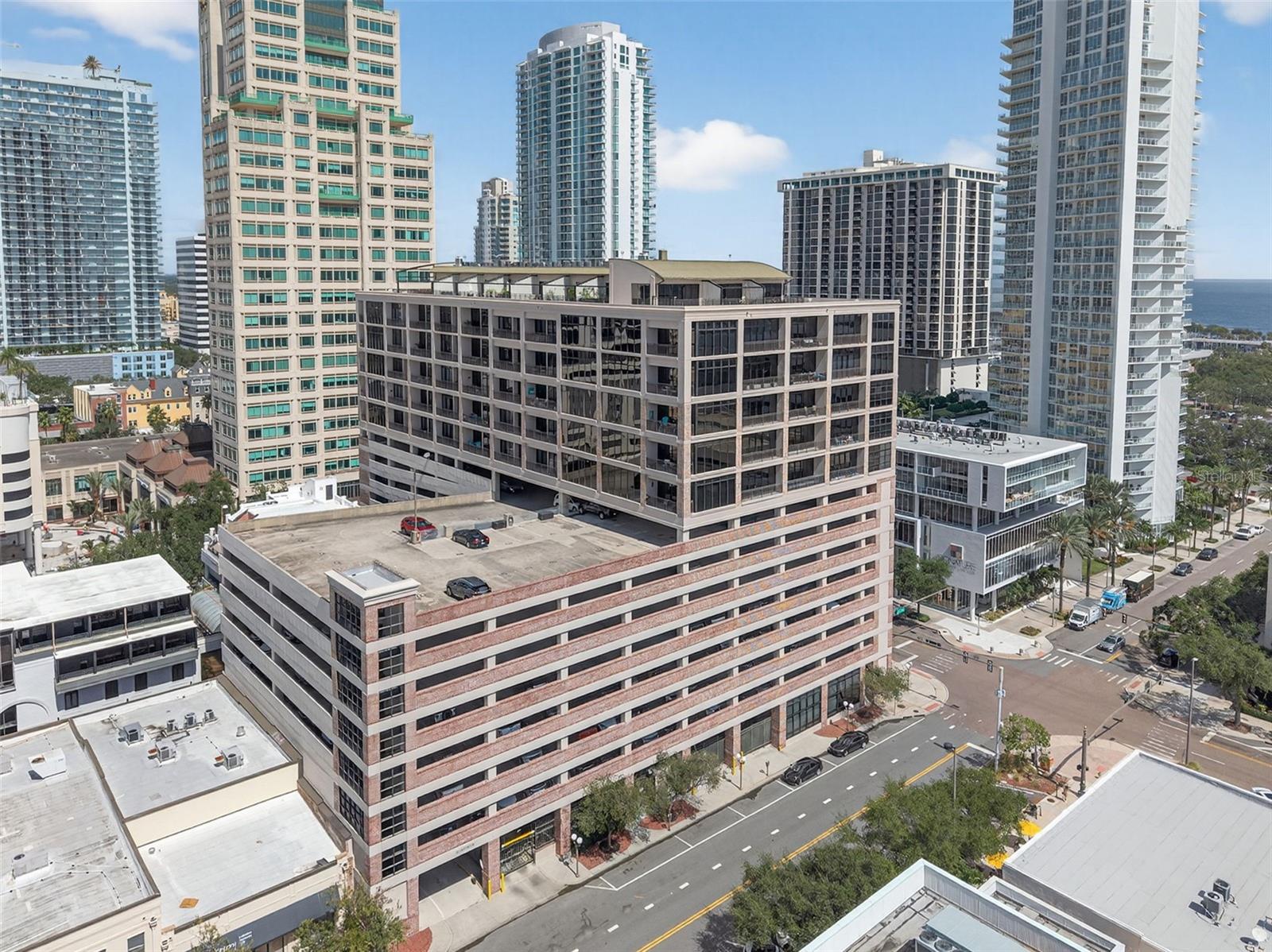 MC NULTY LOFTS CONDO - Residential Lease