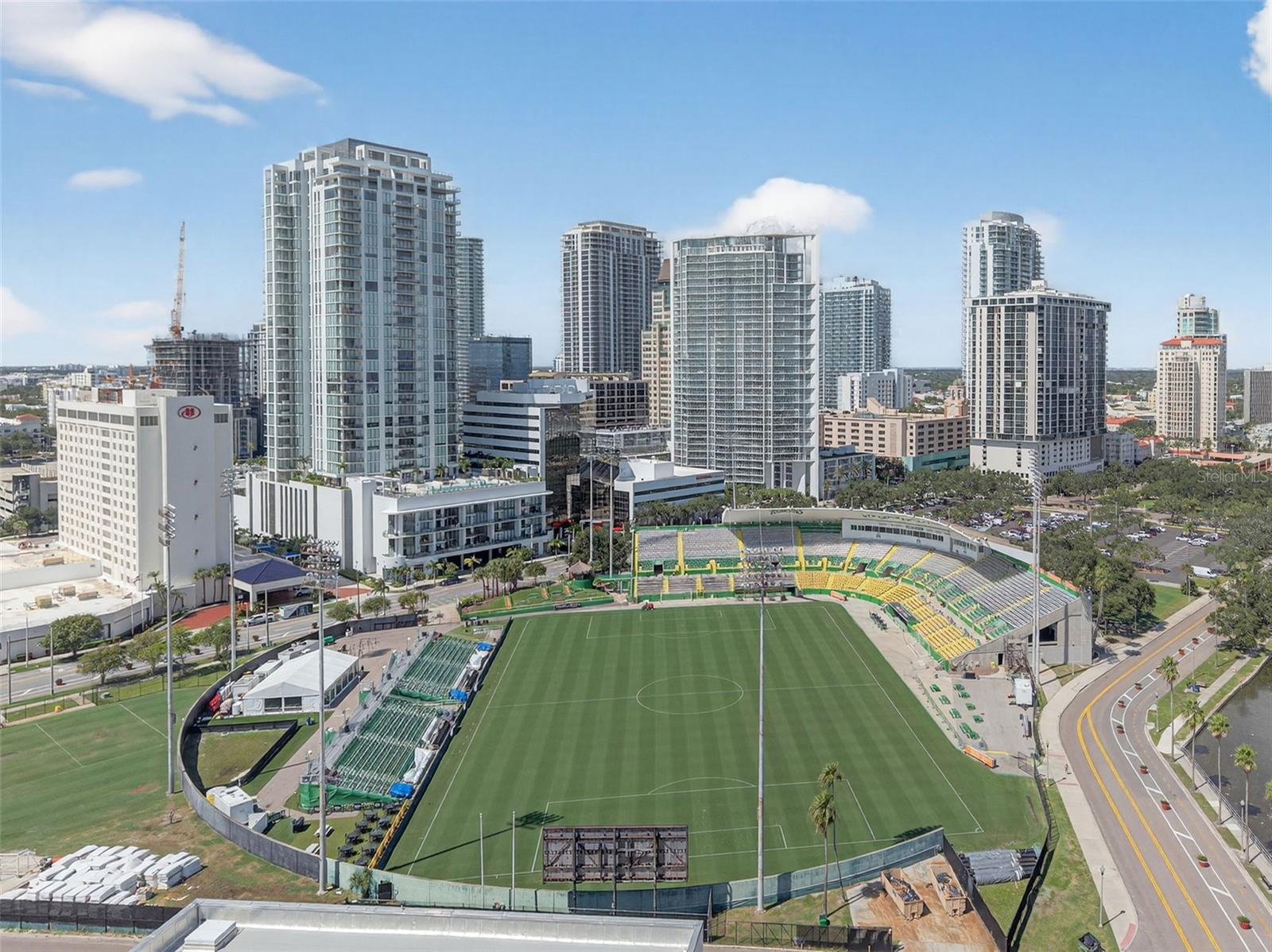 MC NULTY LOFTS CONDO - Residential Lease