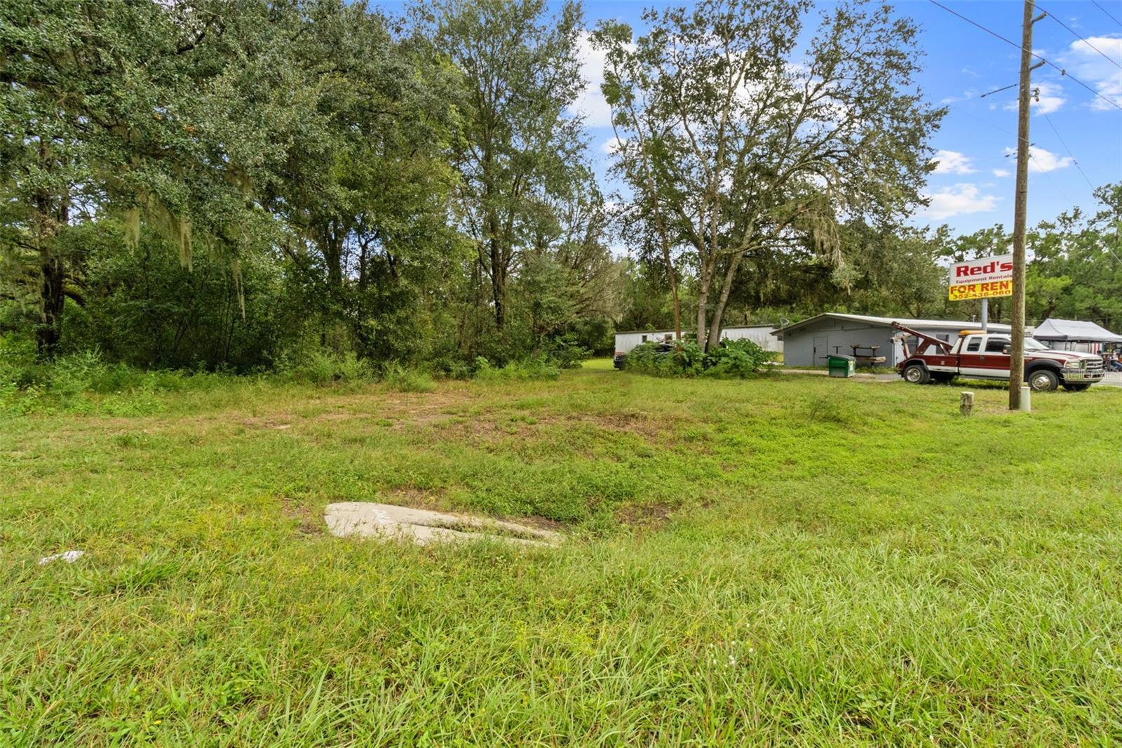 ROUND LAKE SUB - Land