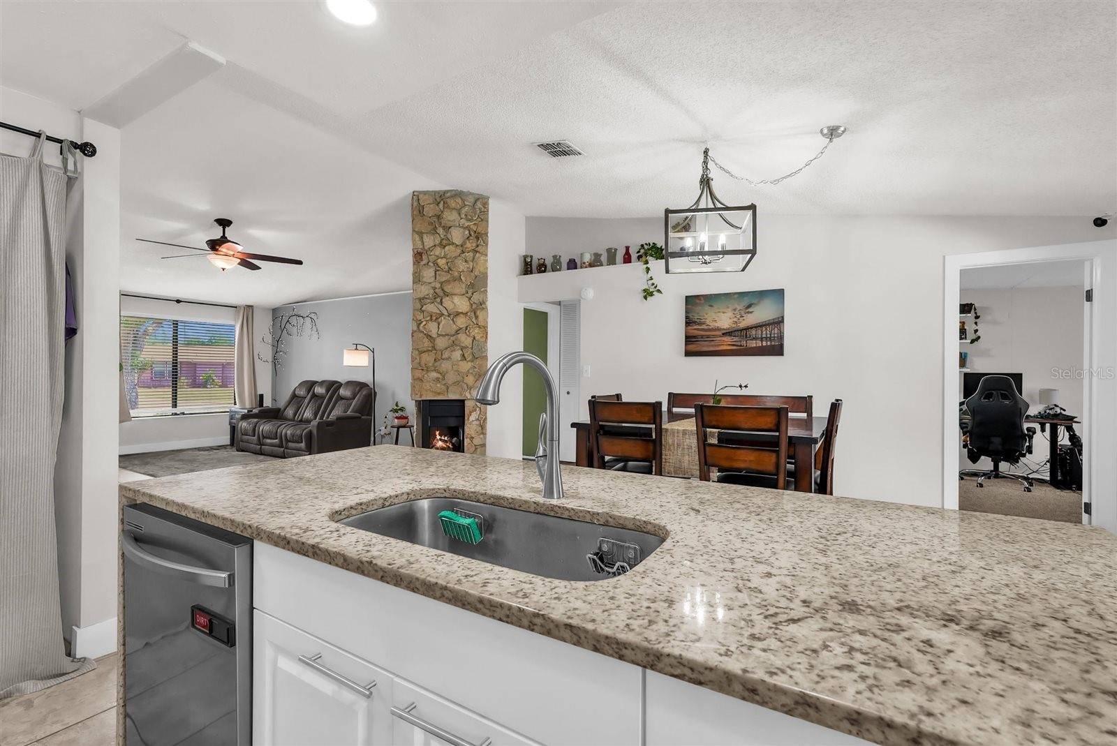 5575 GARDEN GROVE CIRCLE