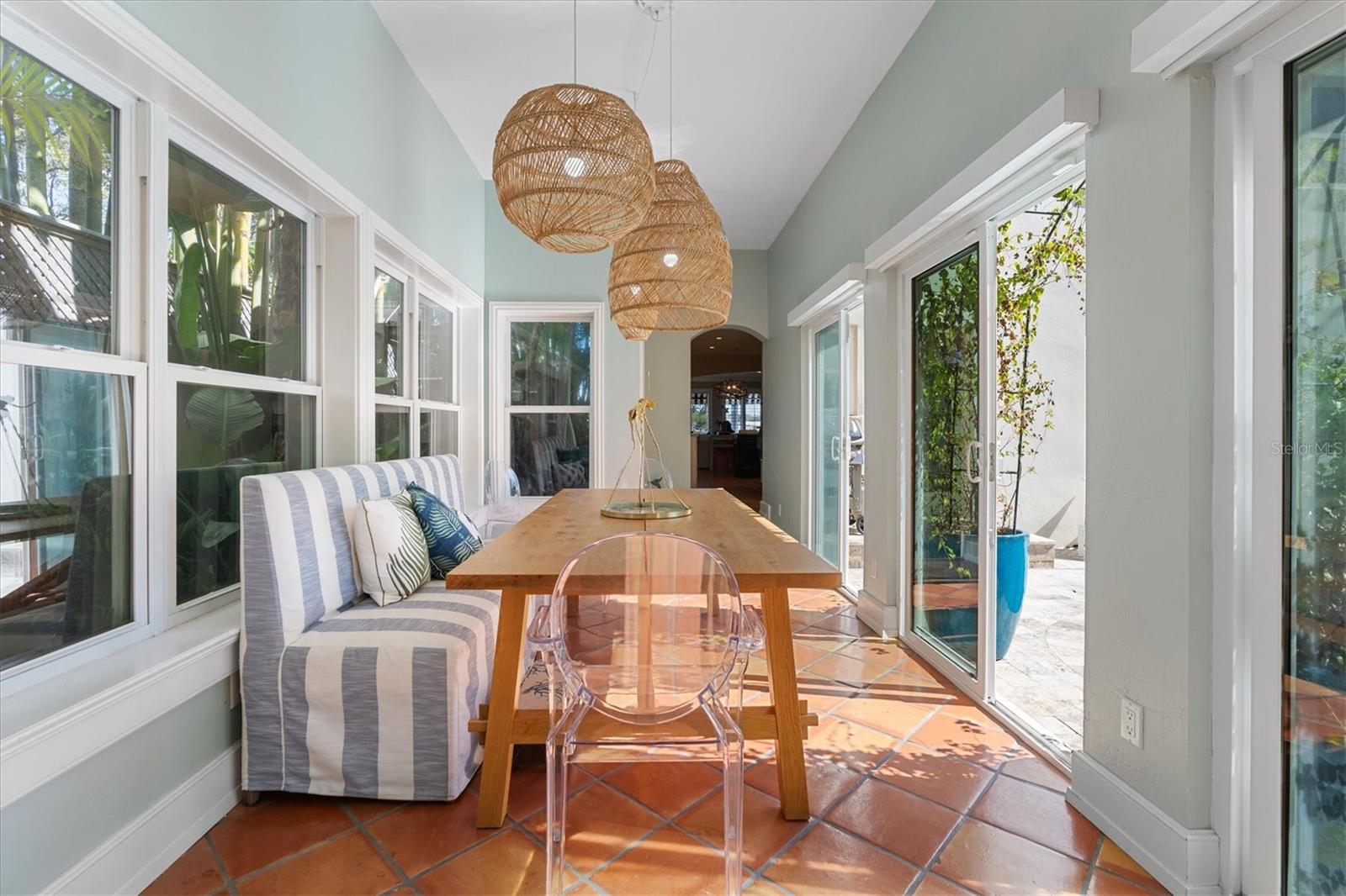 GRANADA TERRACE 2 - Residential