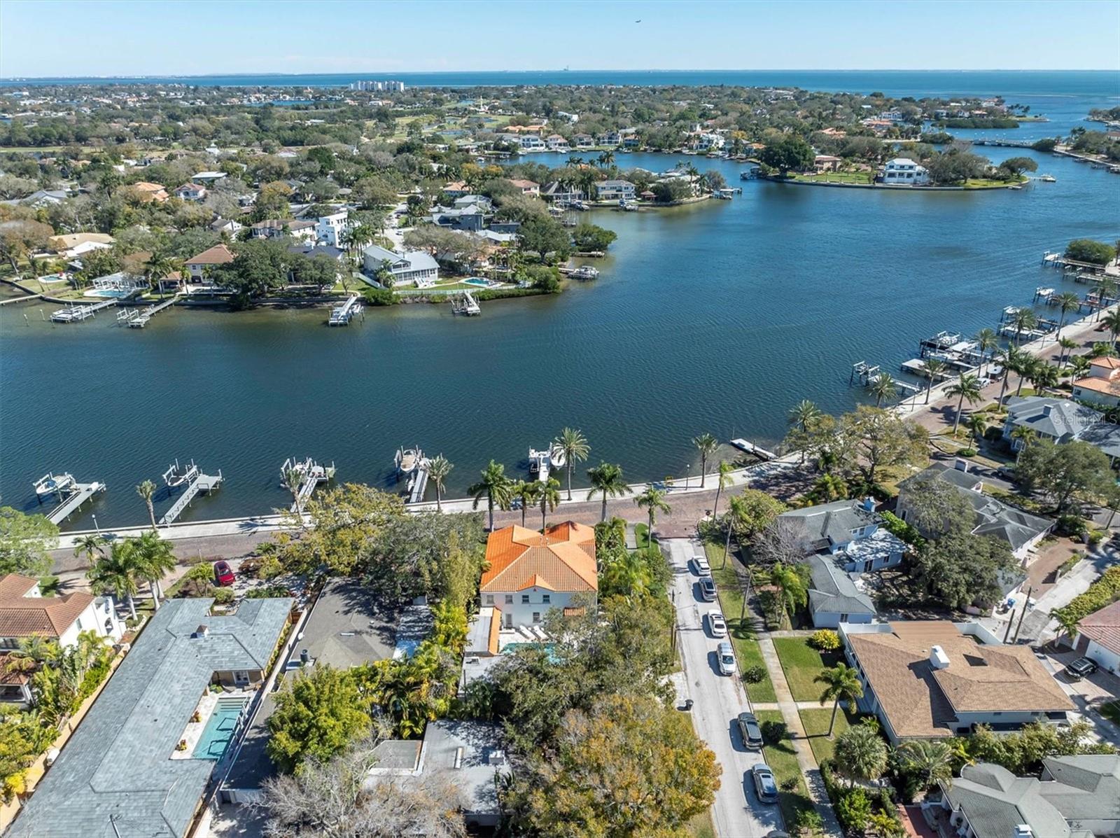 GRANADA TERRACE 2 - Residential