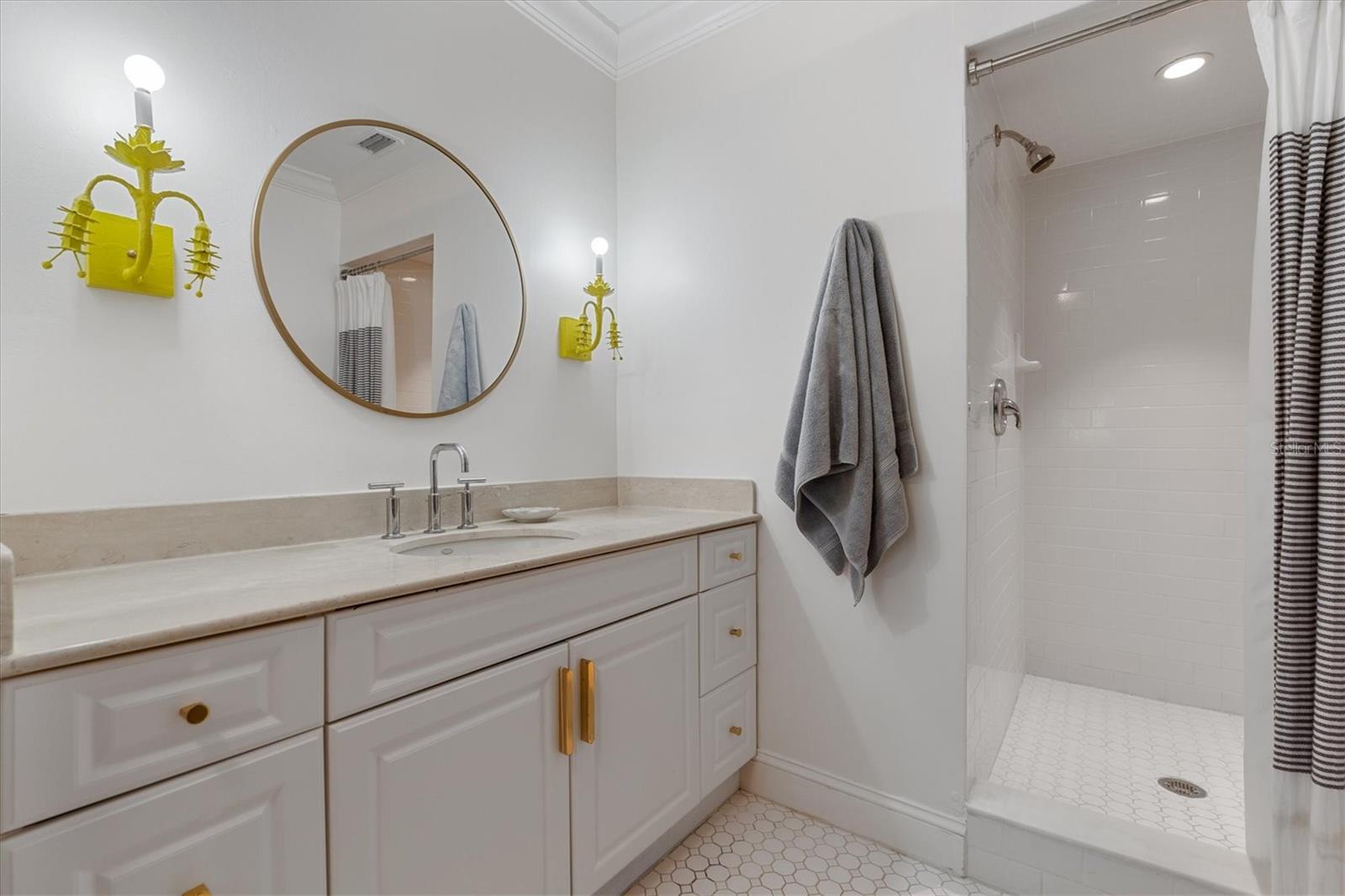 GRANADA TERRACE 2 - Residential