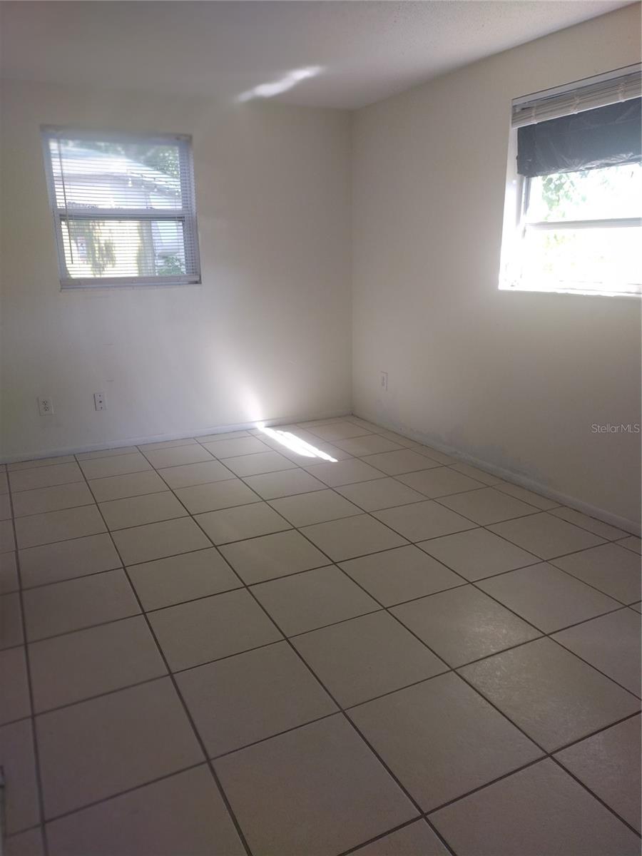 ORANGEWOOD VILLAGE - Residential Lease