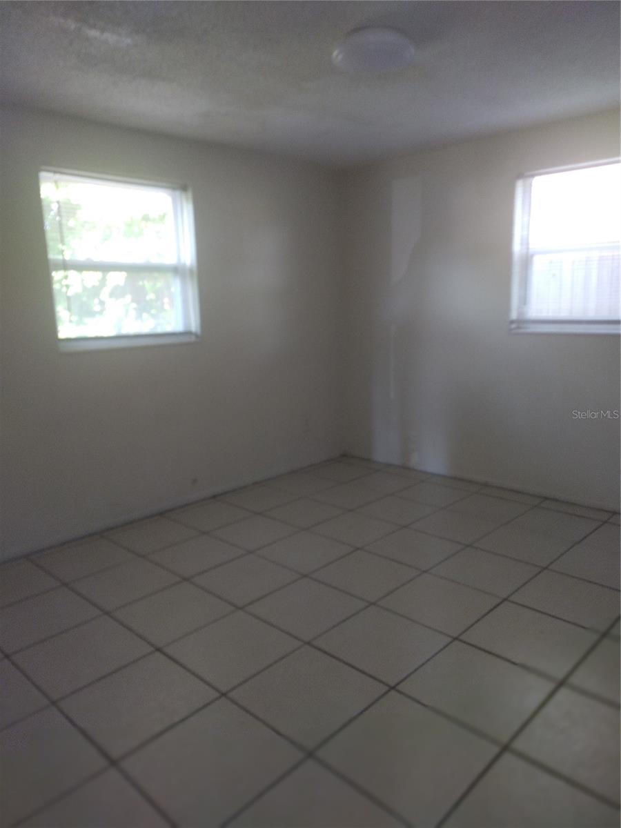 ORANGEWOOD VILLAGE - Residential Lease