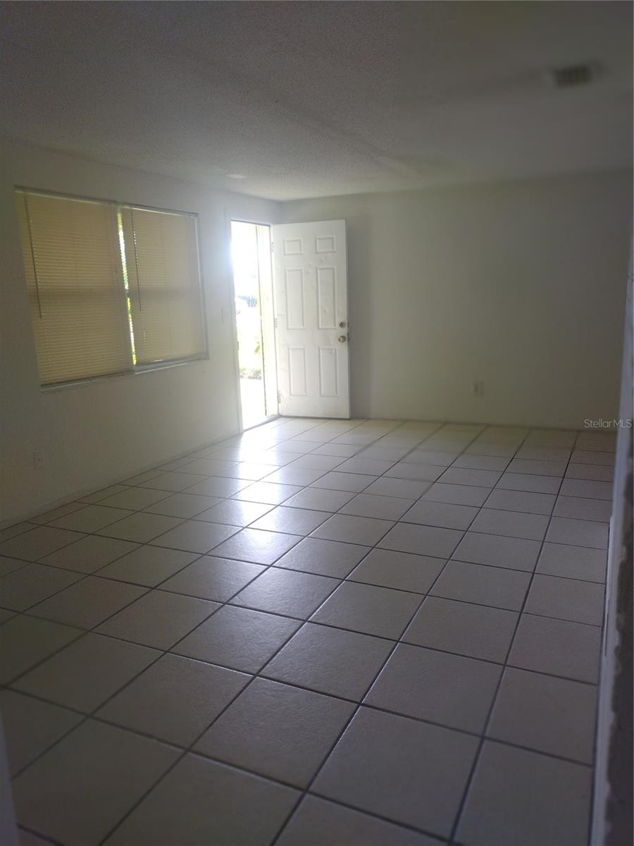 ORANGEWOOD VILLAGE - Residential Lease