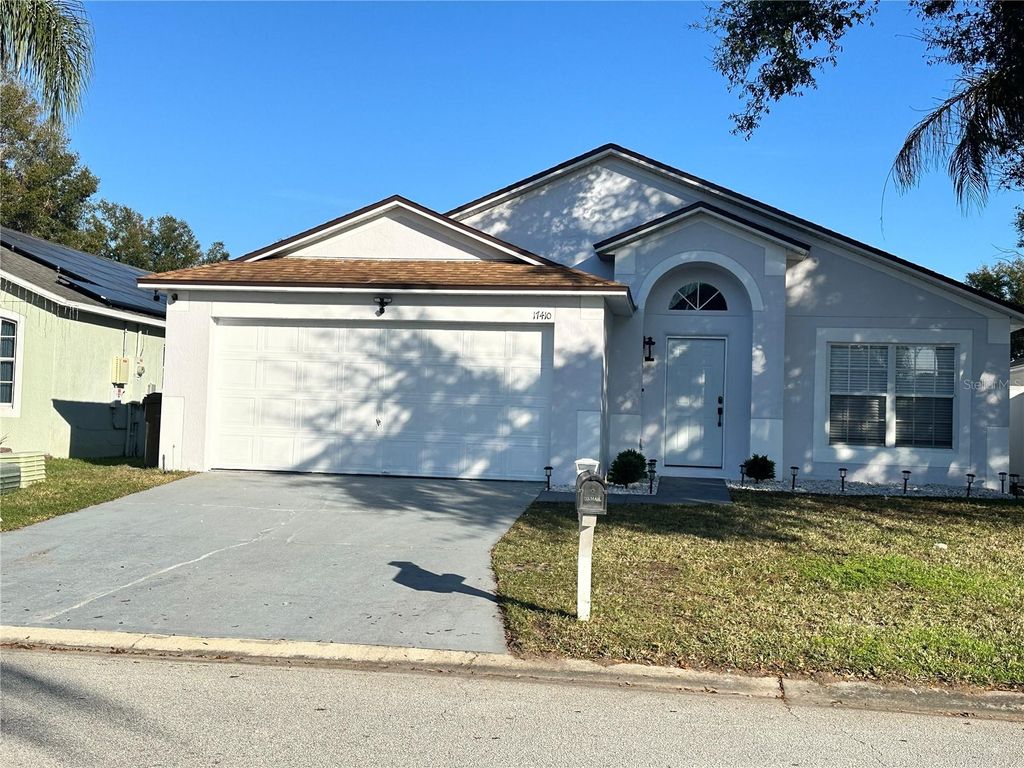 Photo of 17410 Woodcrest Way, Clermont, FL 34714 (MLS # S5149161)