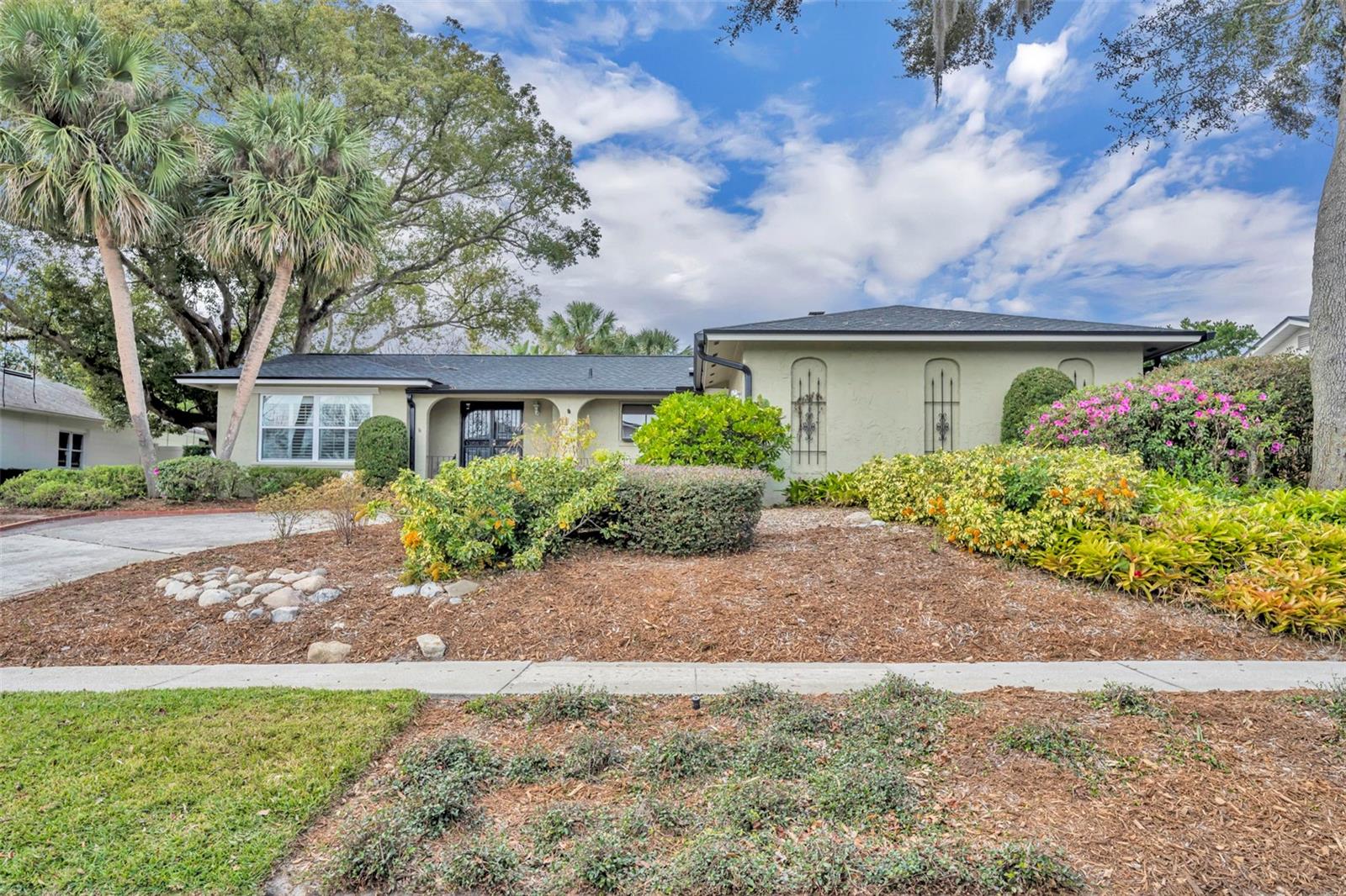 DOMMERICH/MAITLAND HIGHLANDS - Residential