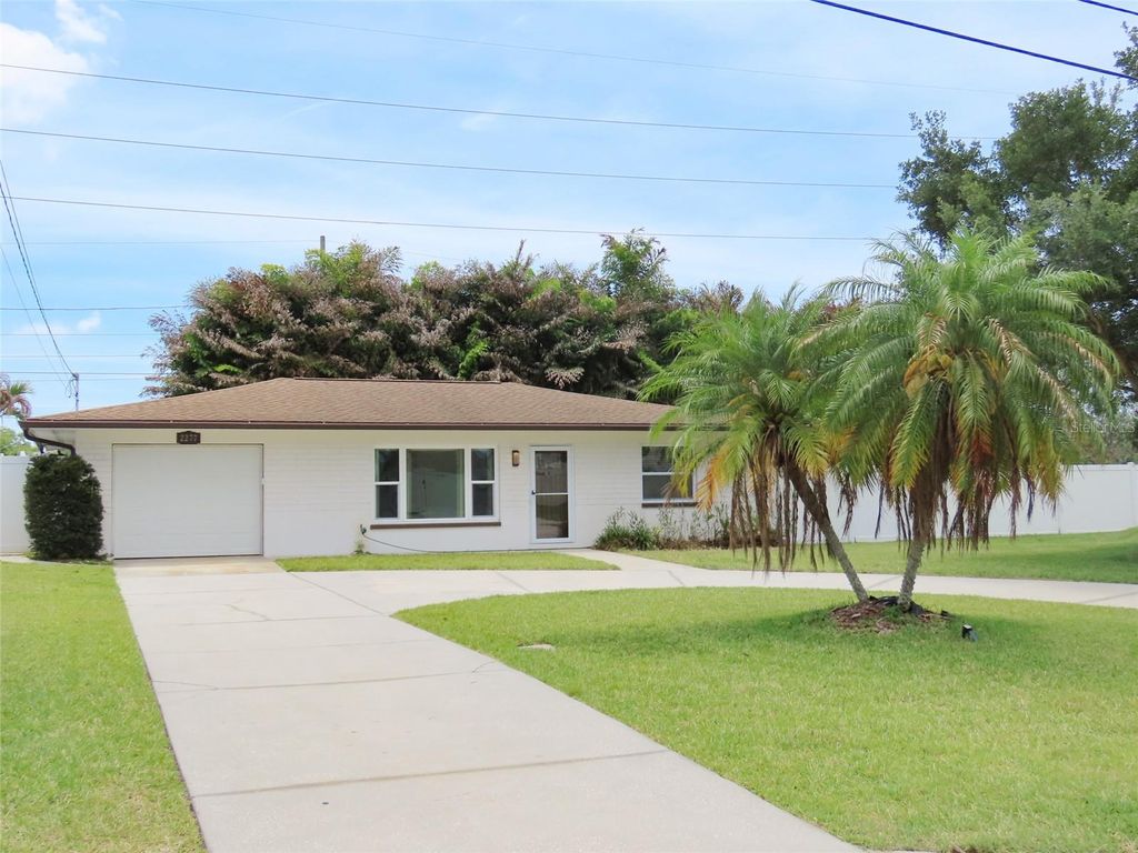 Photo of 2277 S Lagoon Circle, Clearwater, FL 33765 (MLS # TB8506097)