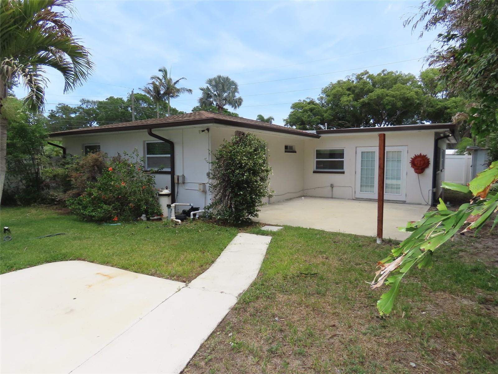 CLEARWATER MANOR - Residential