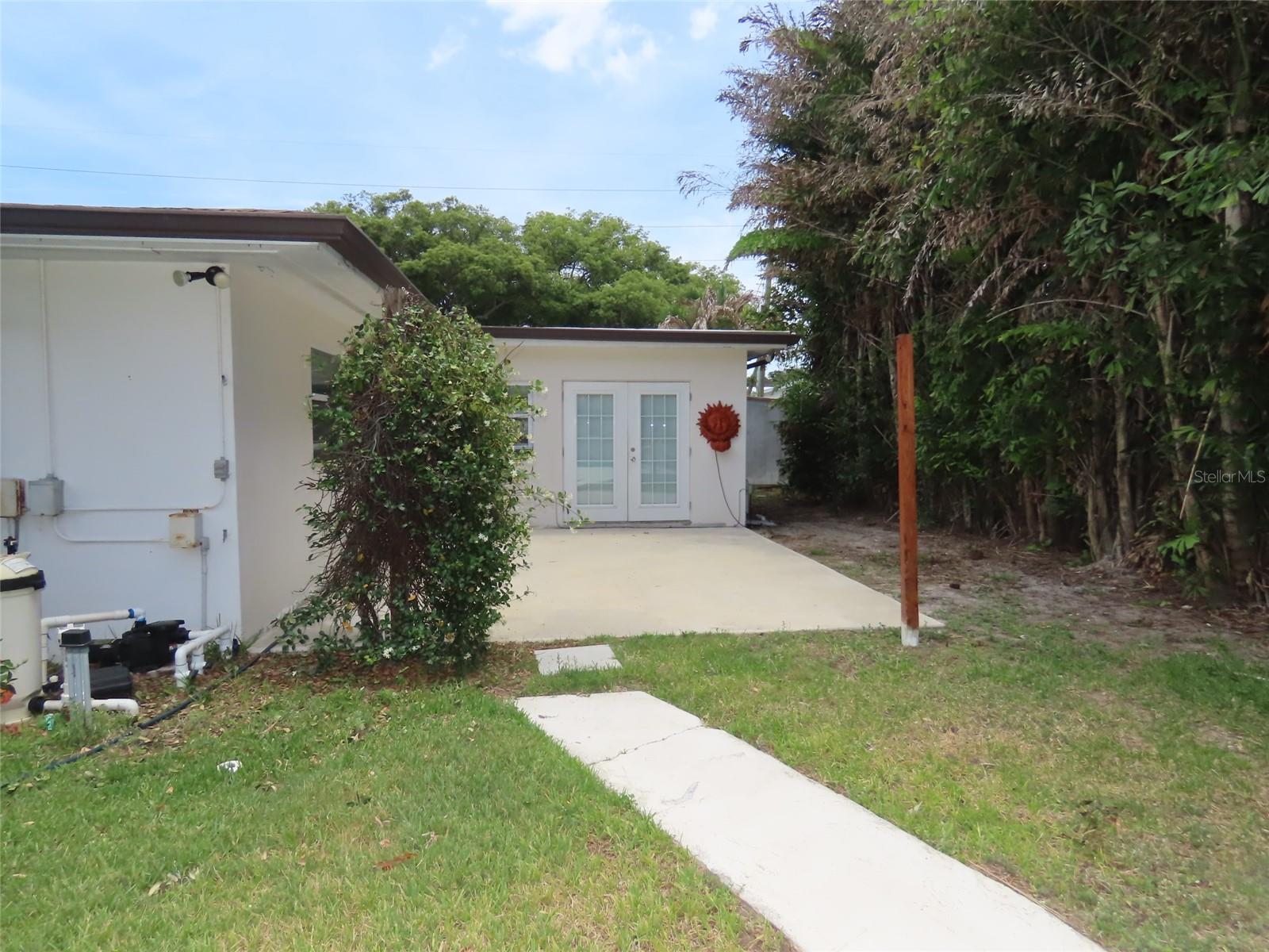 CLEARWATER MANOR - Residential