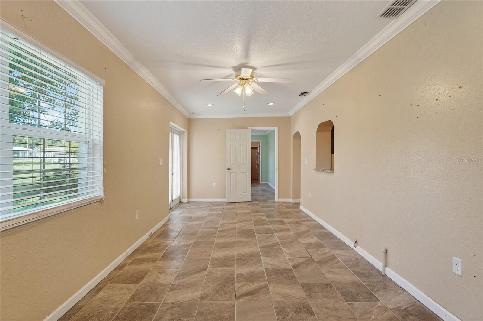 LANCASTER SHORES - Residential