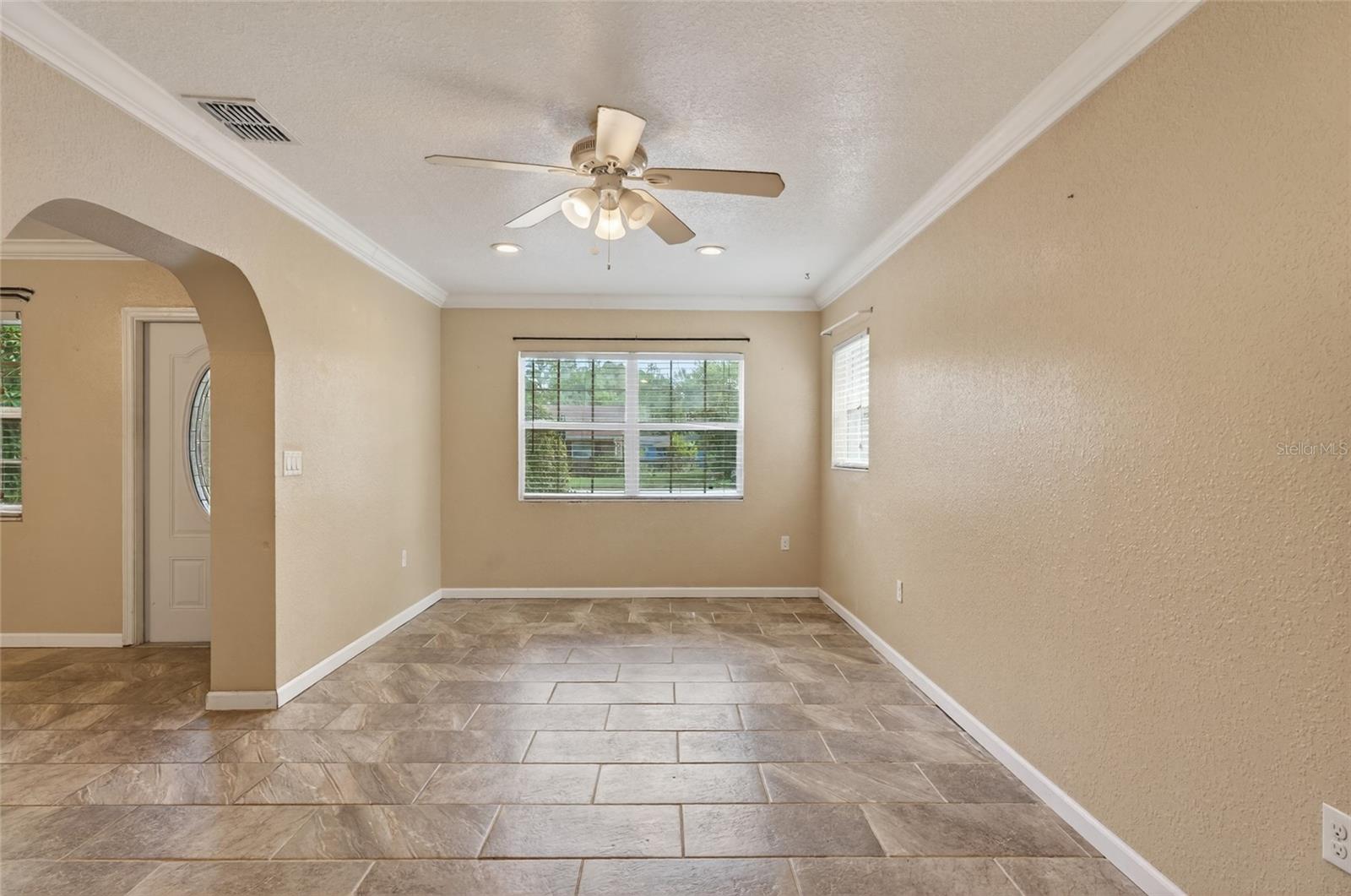 LANCASTER SHORES - Residential