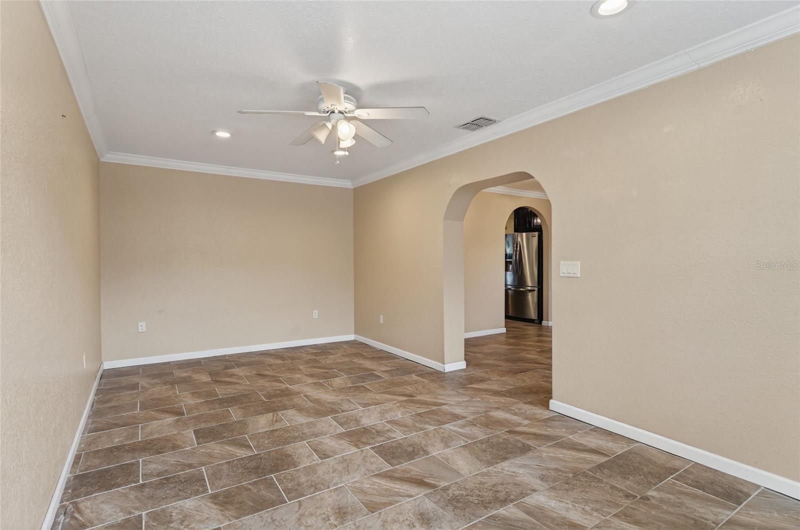 LANCASTER SHORES - Residential