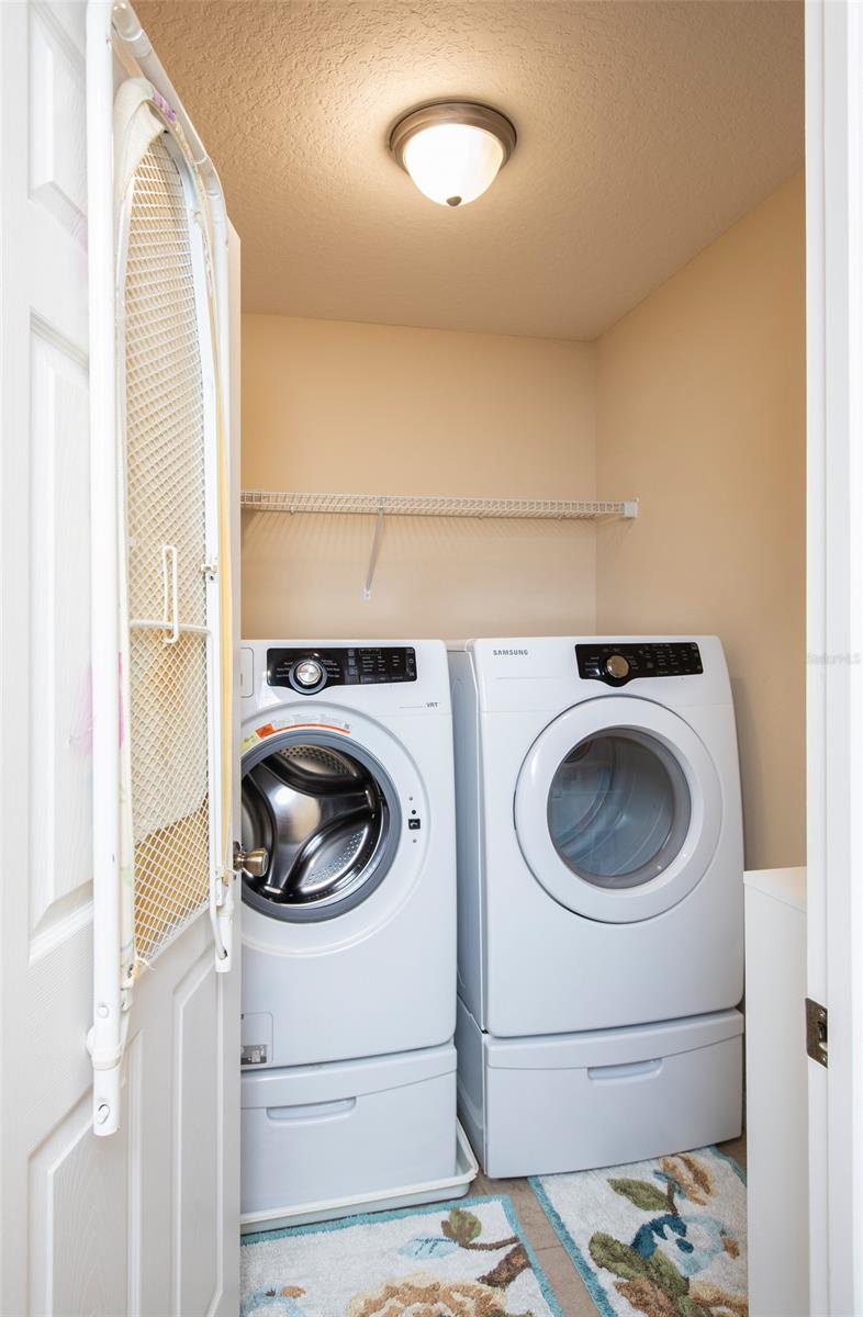 Tuscany Twnhms Ph 01 - Residential Lease