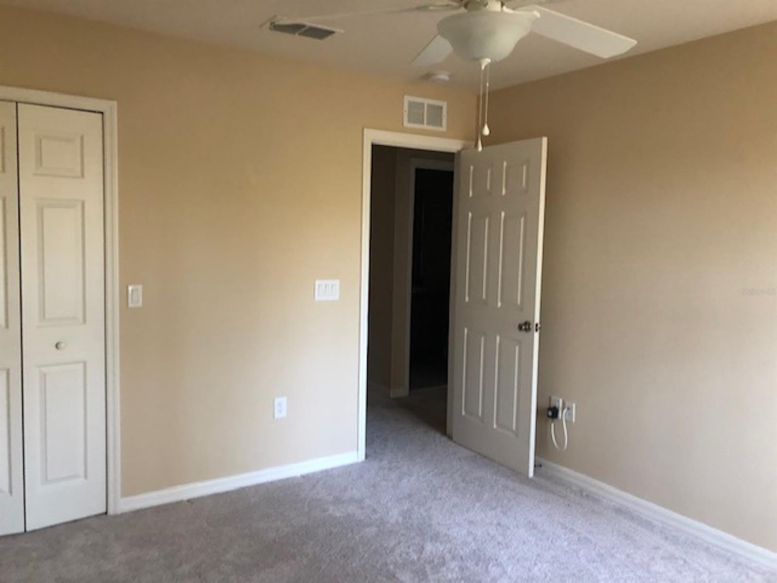 Tuscany Twnhms Ph 01 - Residential Lease