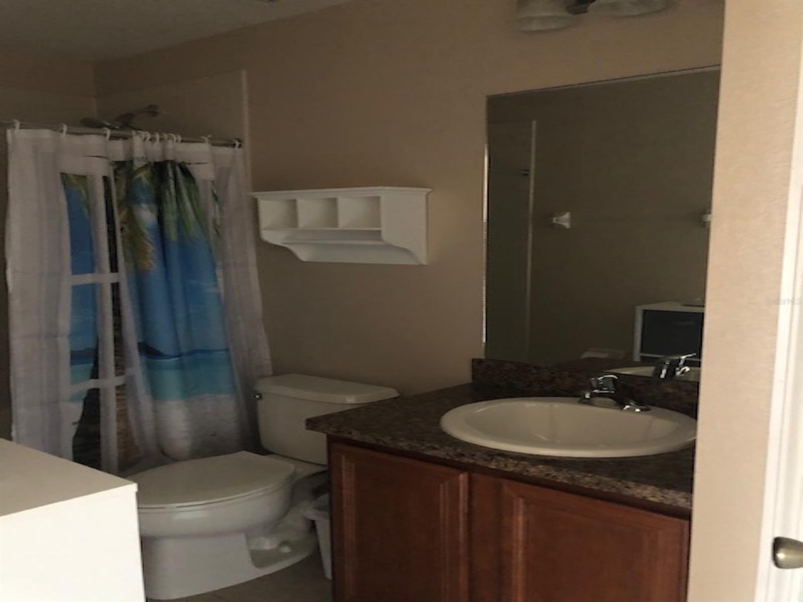 Tuscany Twnhms Ph 01 - Residential Lease