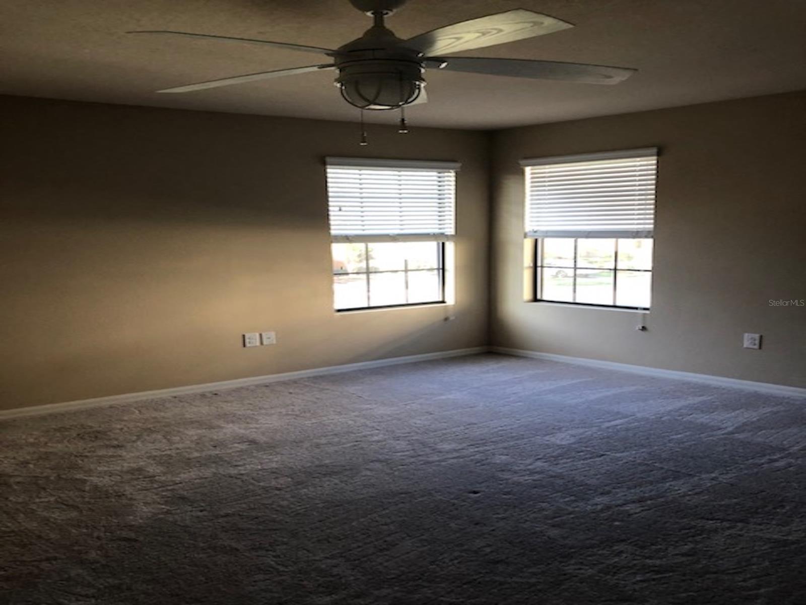 Tuscany Twnhms Ph 01 - Residential Lease