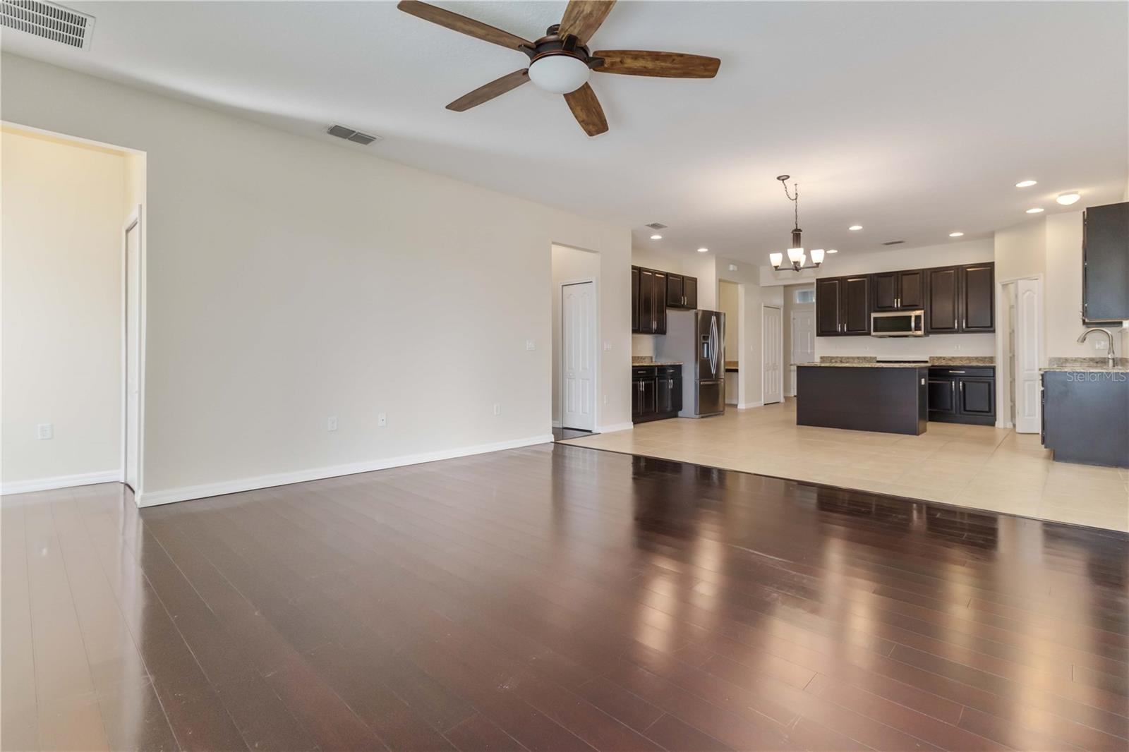 EMERALD LAKES PUD - Residential