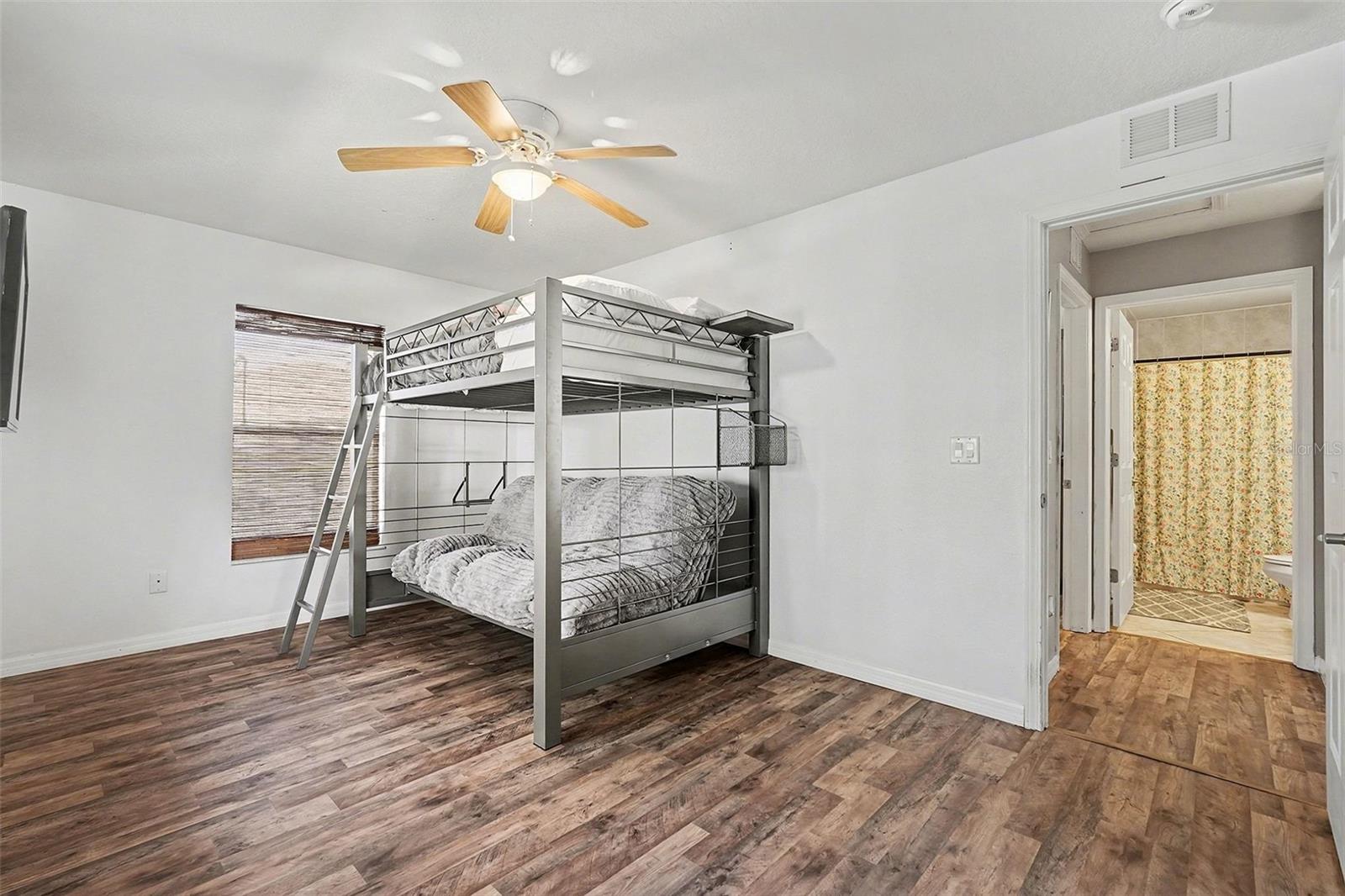 INVERNESS HIGHLANDS UN 02 - Residential