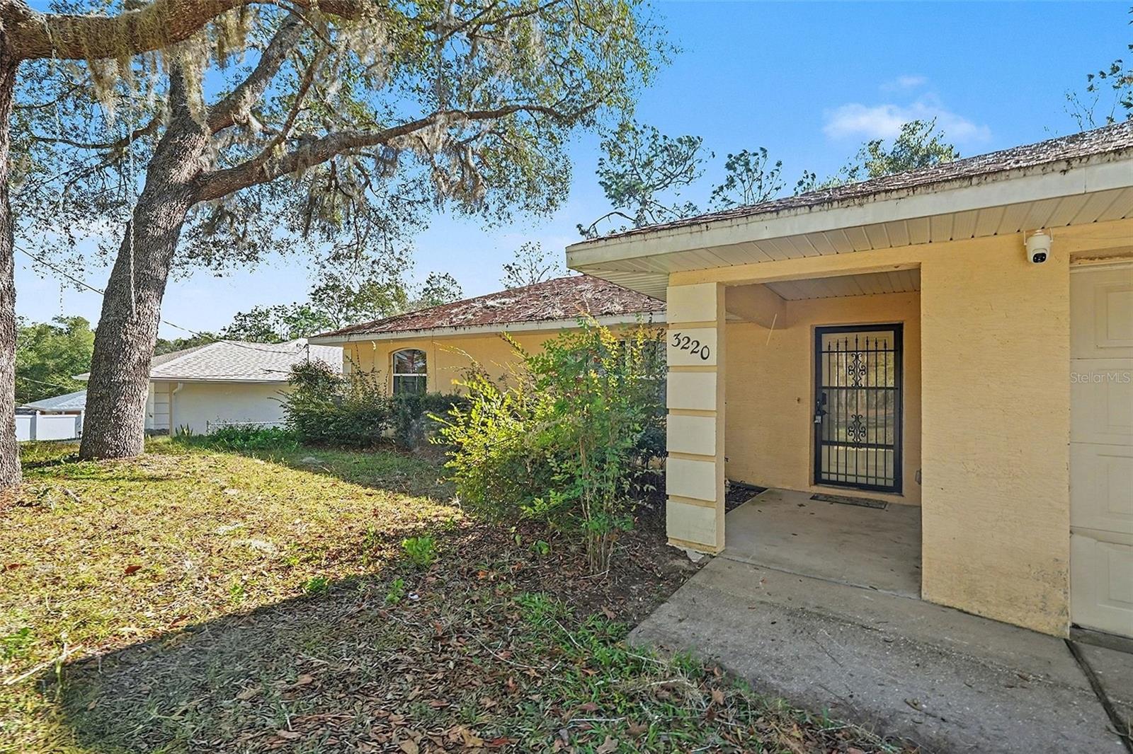 3220 E ROGERS STREET