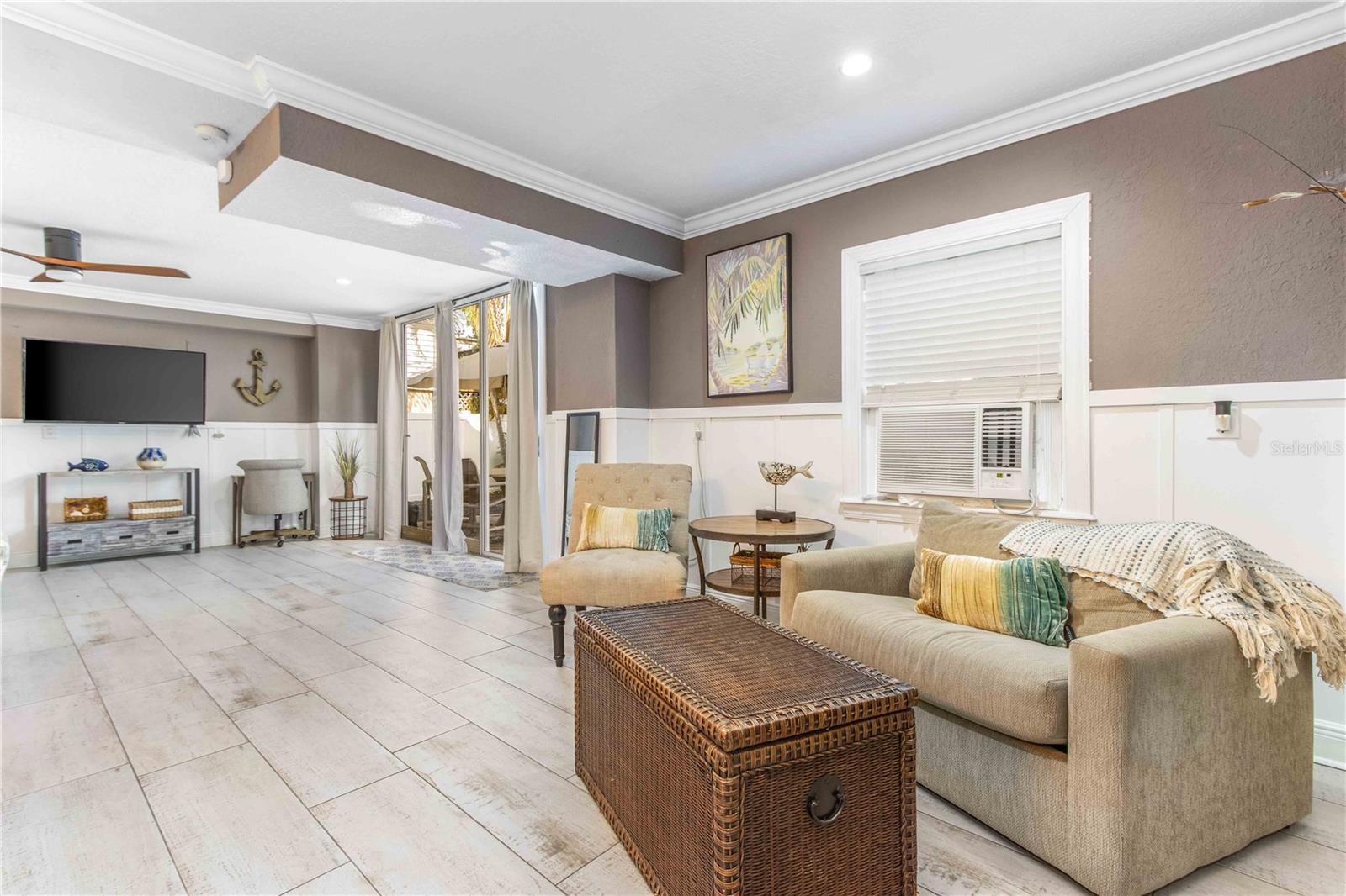 SUTHERLAND TOWN OF - Residential