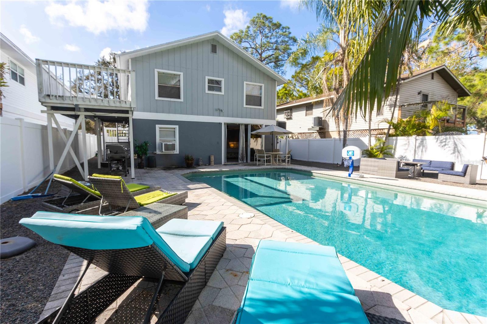 SUTHERLAND TOWN OF - Residential