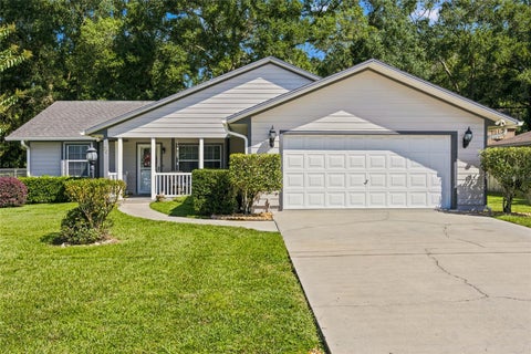 Tiny photo for 36 Almond Trail, Ocala, FL 34472 (MLS # OM731448)