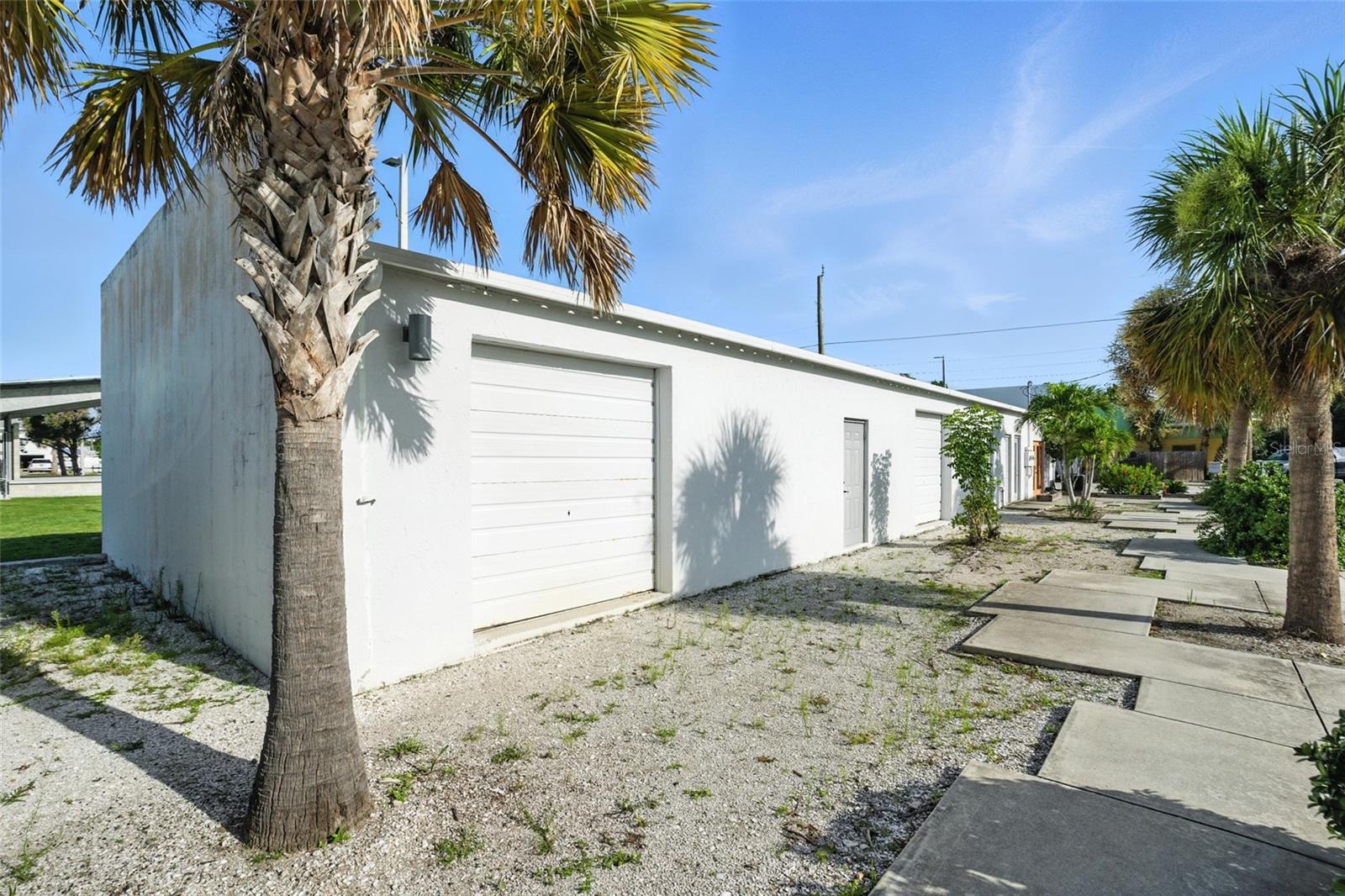 ENGLEWOOD - Commercial Sale