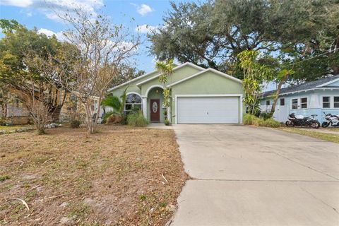 A home in TAMPA