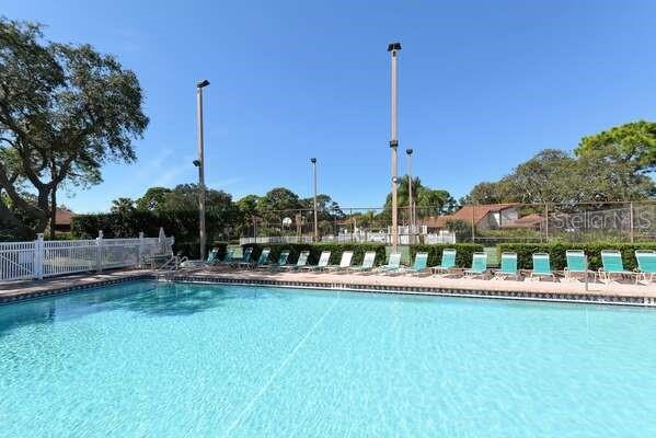 SHOREWALK BATH & TENNIS CLUB 14 - Residential