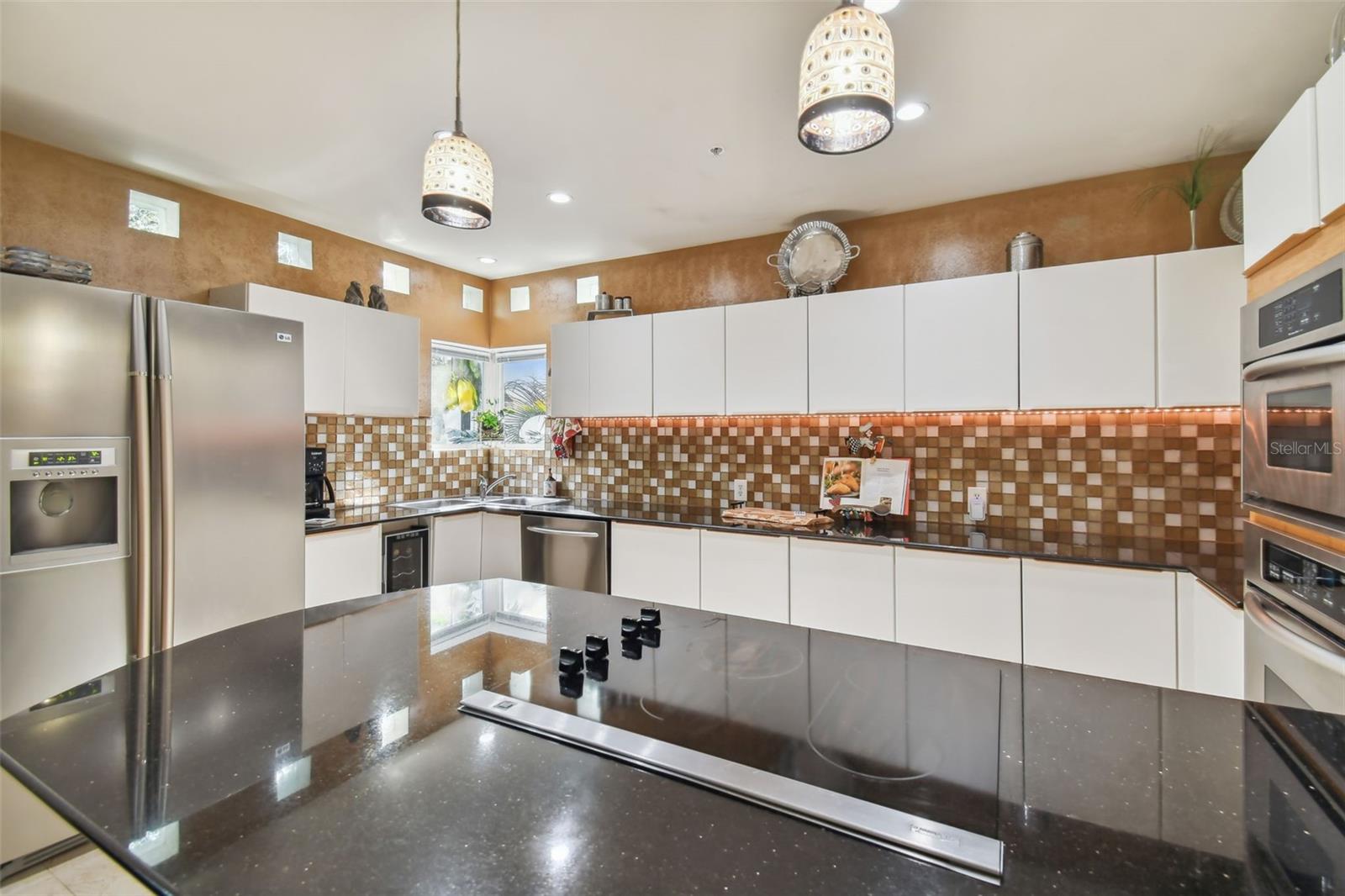 BAYSHORE ON THE BLVD A CO - Residential