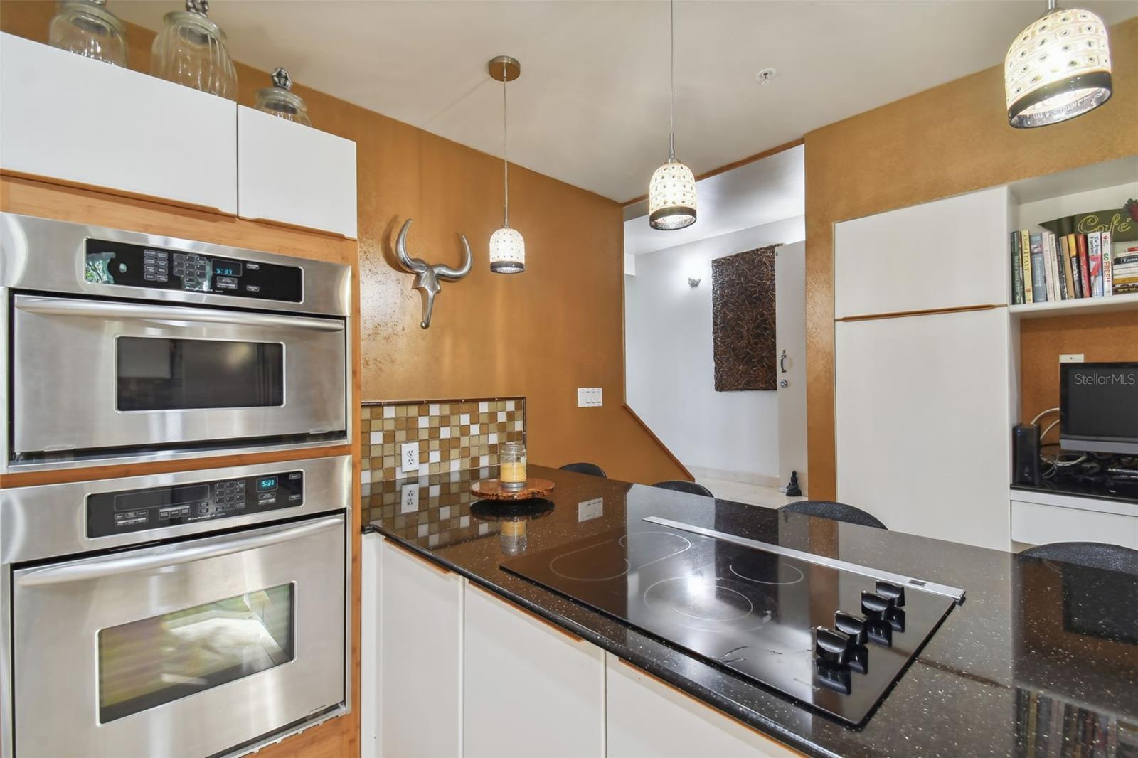 BAYSHORE ON THE BLVD A CO - Residential