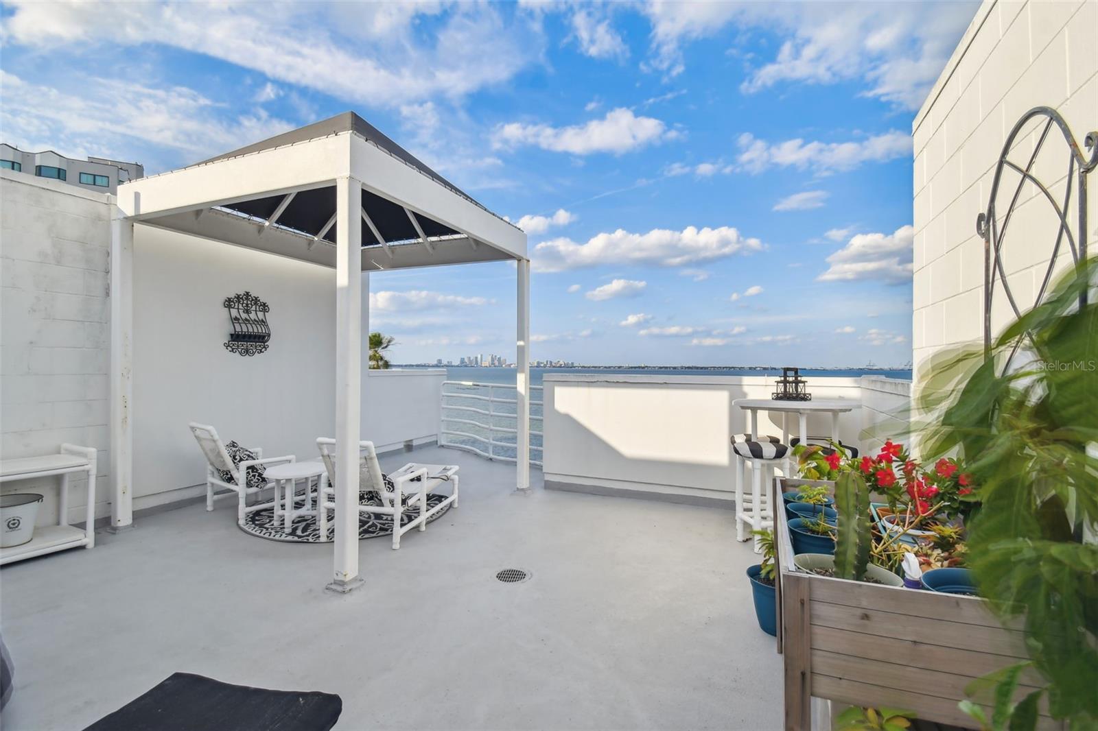 BAYSHORE ON THE BLVD A CO - Residential