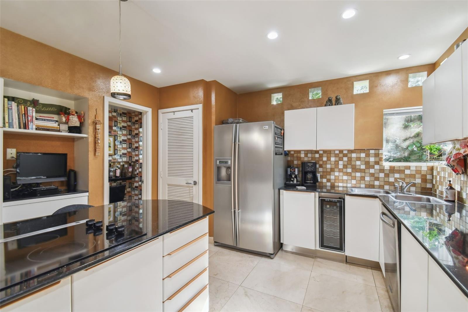 BAYSHORE ON THE BLVD A CO - Residential