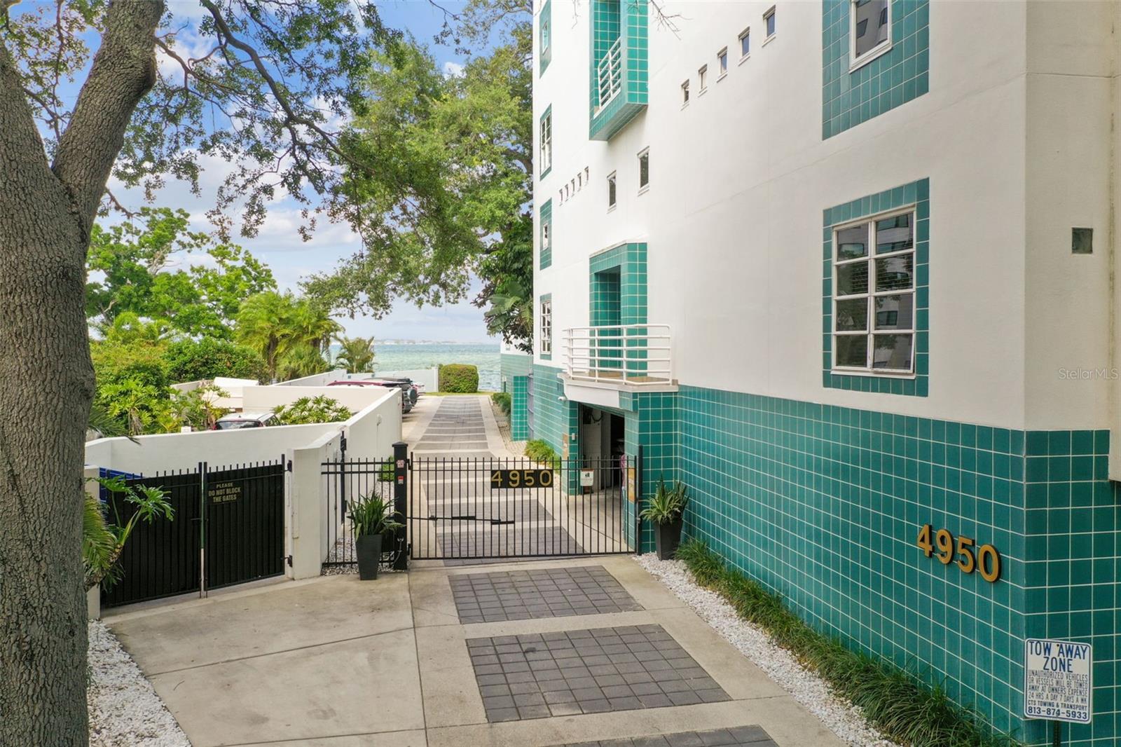 BAYSHORE ON THE BLVD A CO - Residential