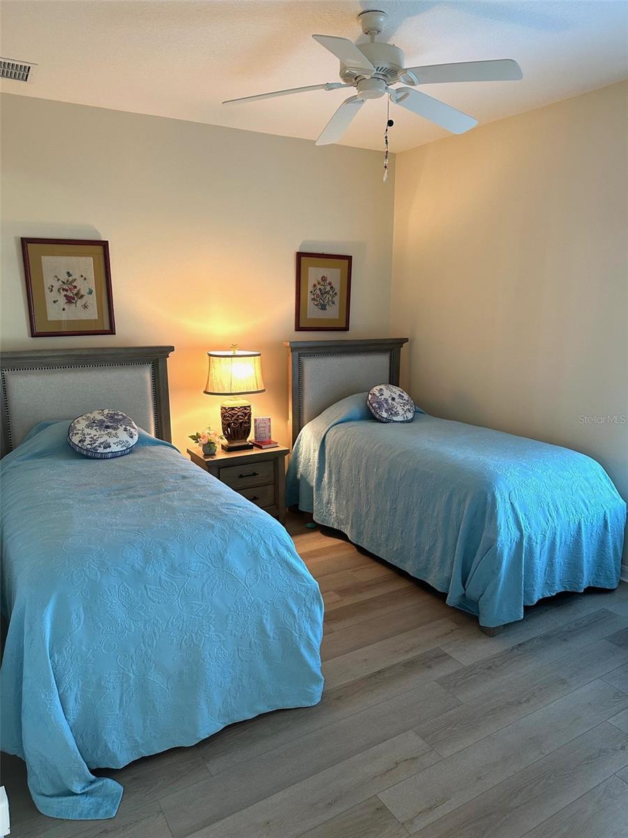 LAUREL RIDGE 02 - Residential