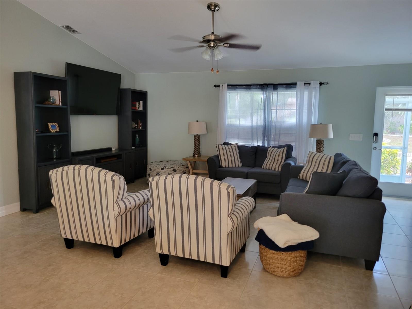 PORT CHARLOTTE SUB SEC 65 - Residential Lease