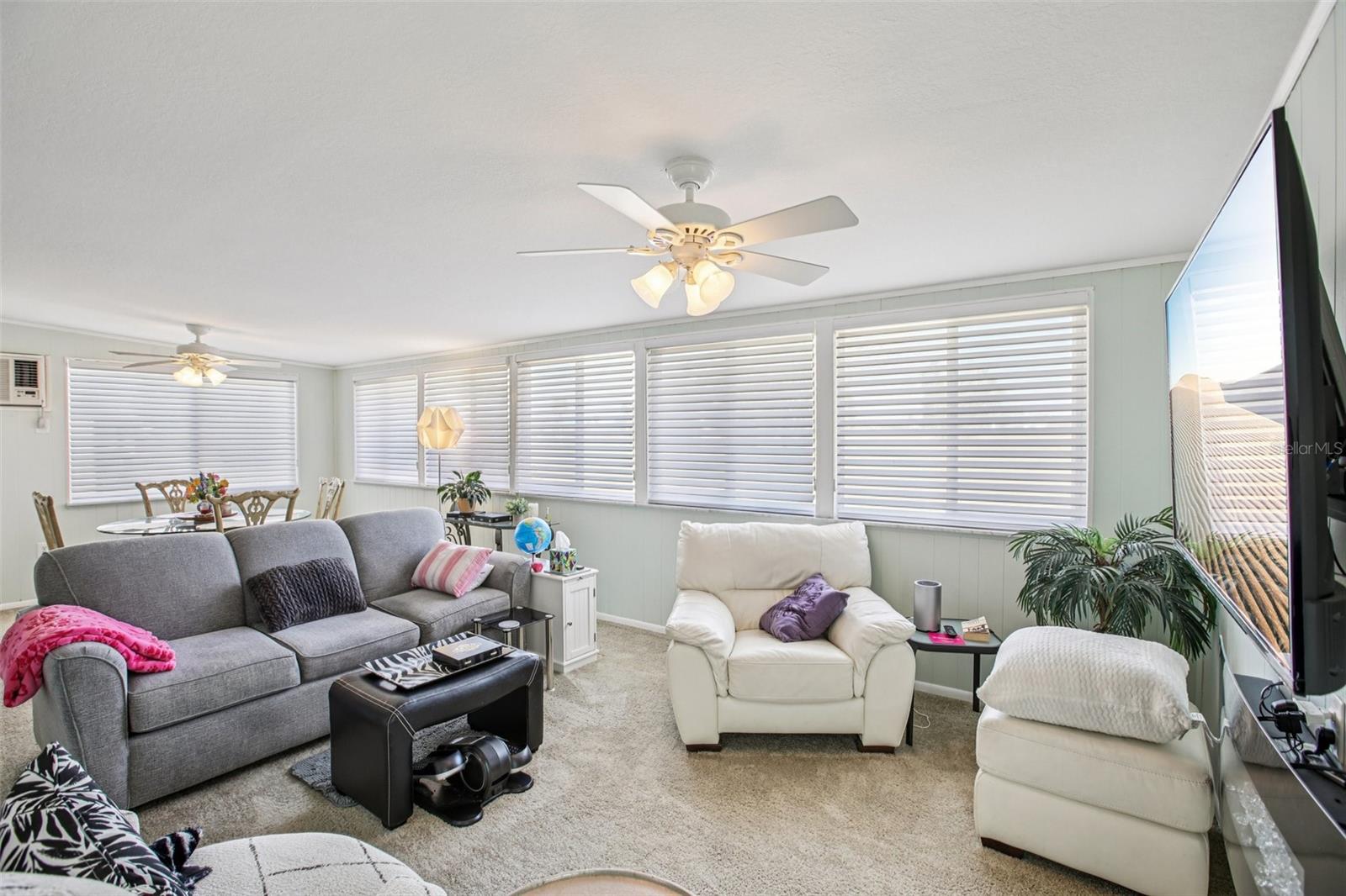 DEL WEBBS SUN CITY FLORIDA UN - Residential