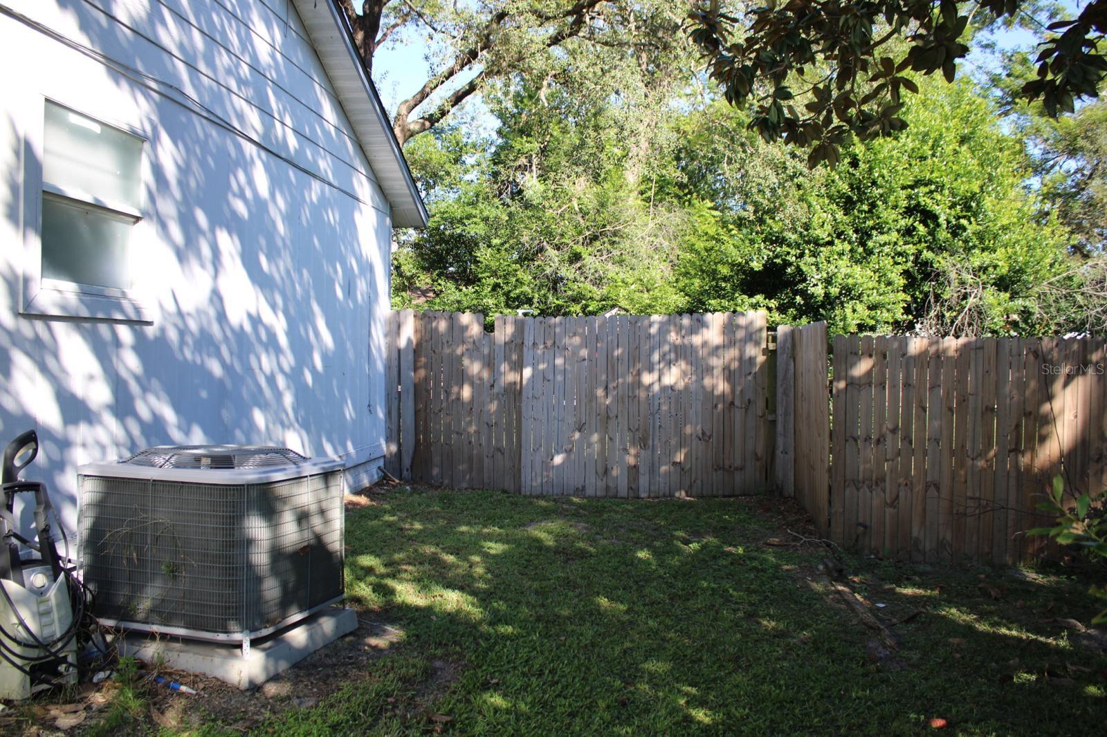 DELTONA LAKES UNIT 71 - Residential